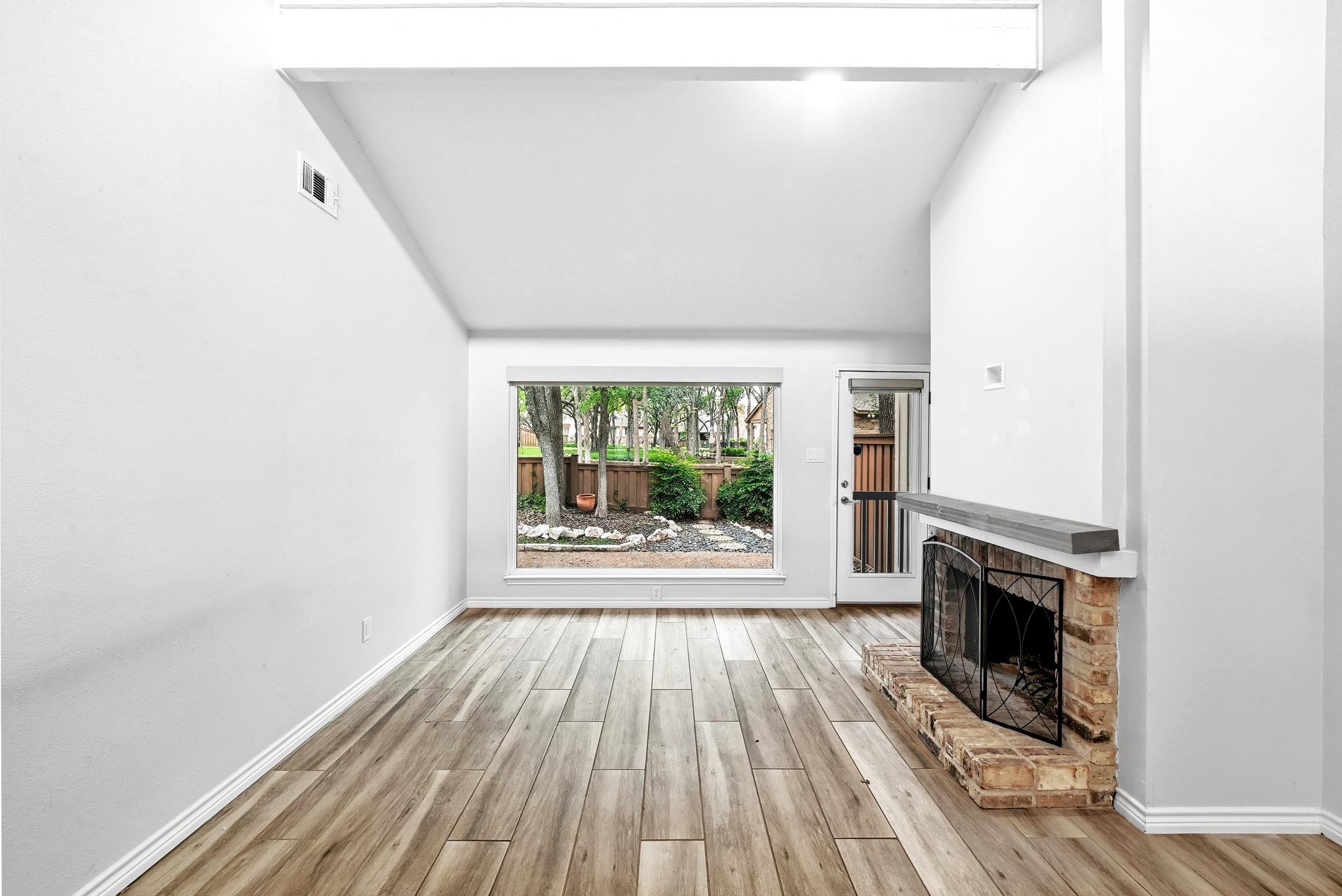 8218 Summer Place Dr, Austin, TX 78759