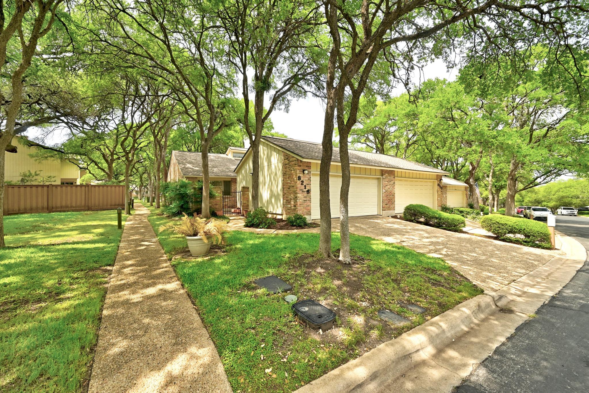 8218 Summer Place Dr, Austin, TX 78759
