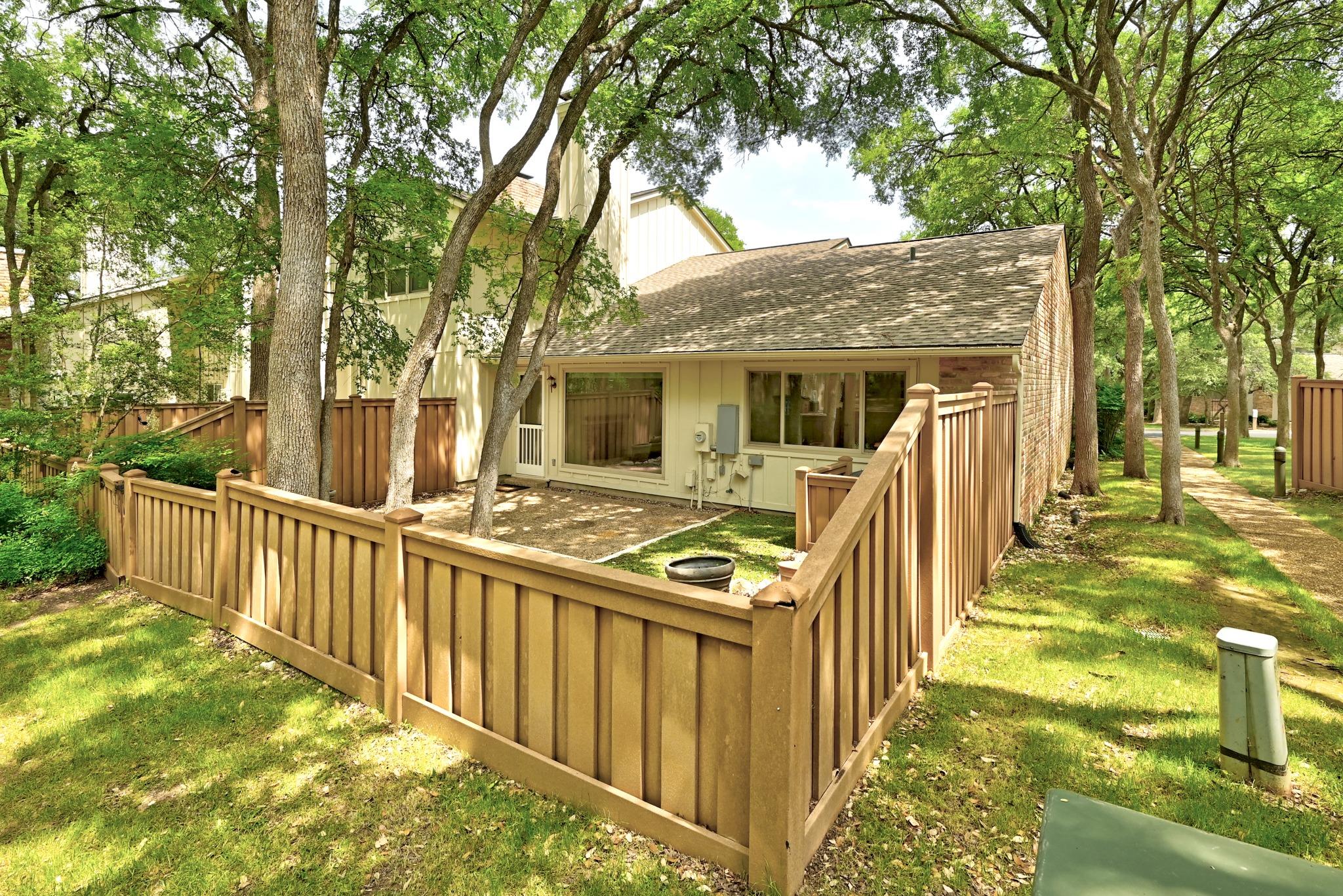 8218 Summer Place Dr, Austin, TX 78759