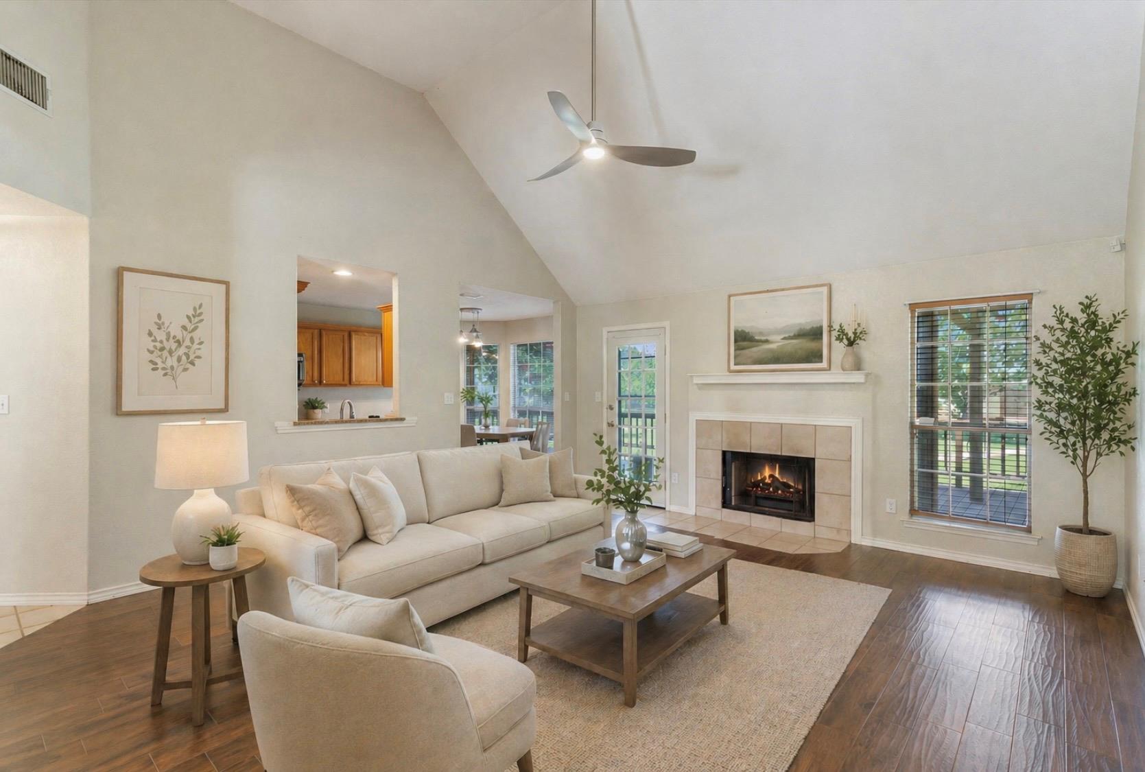 53 Tinas Trl, Martindale, TX 78655