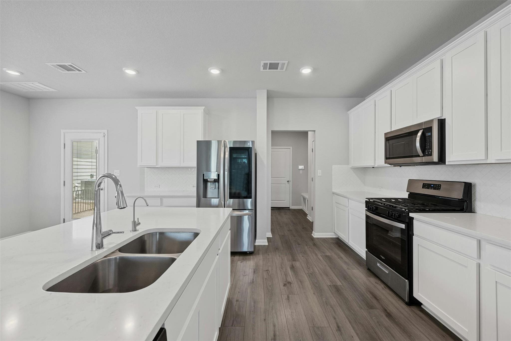 964 Lone Peak Way, Dripping Springs, TX 78620