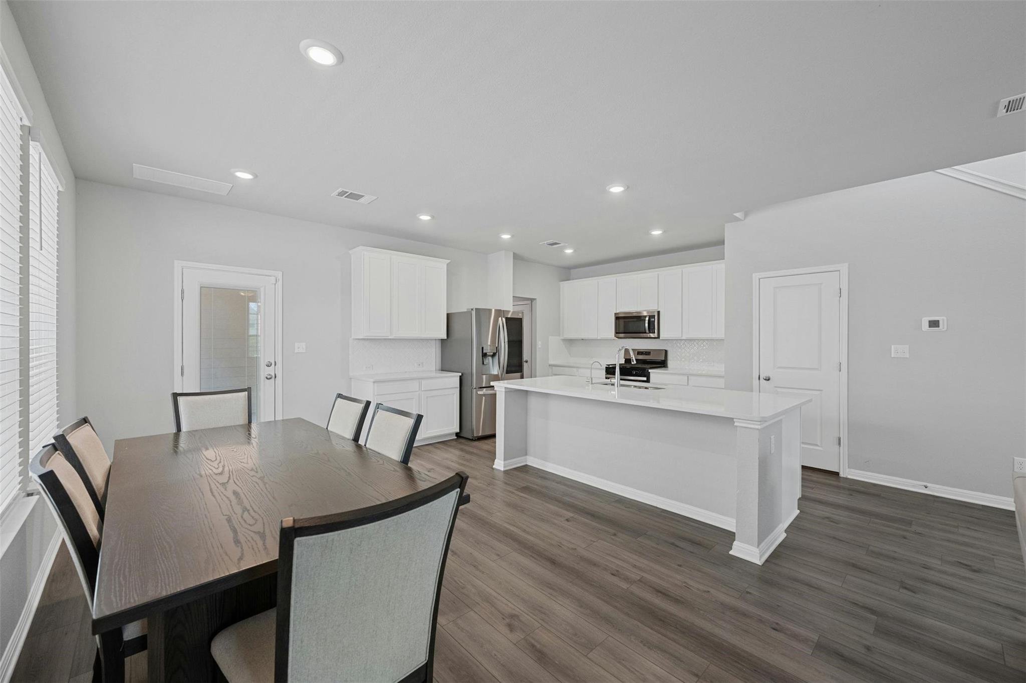 964 Lone Peak Way, Dripping Springs, TX 78620