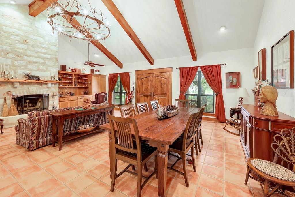95 Augusta Dr, Wimberley, TX 78676
