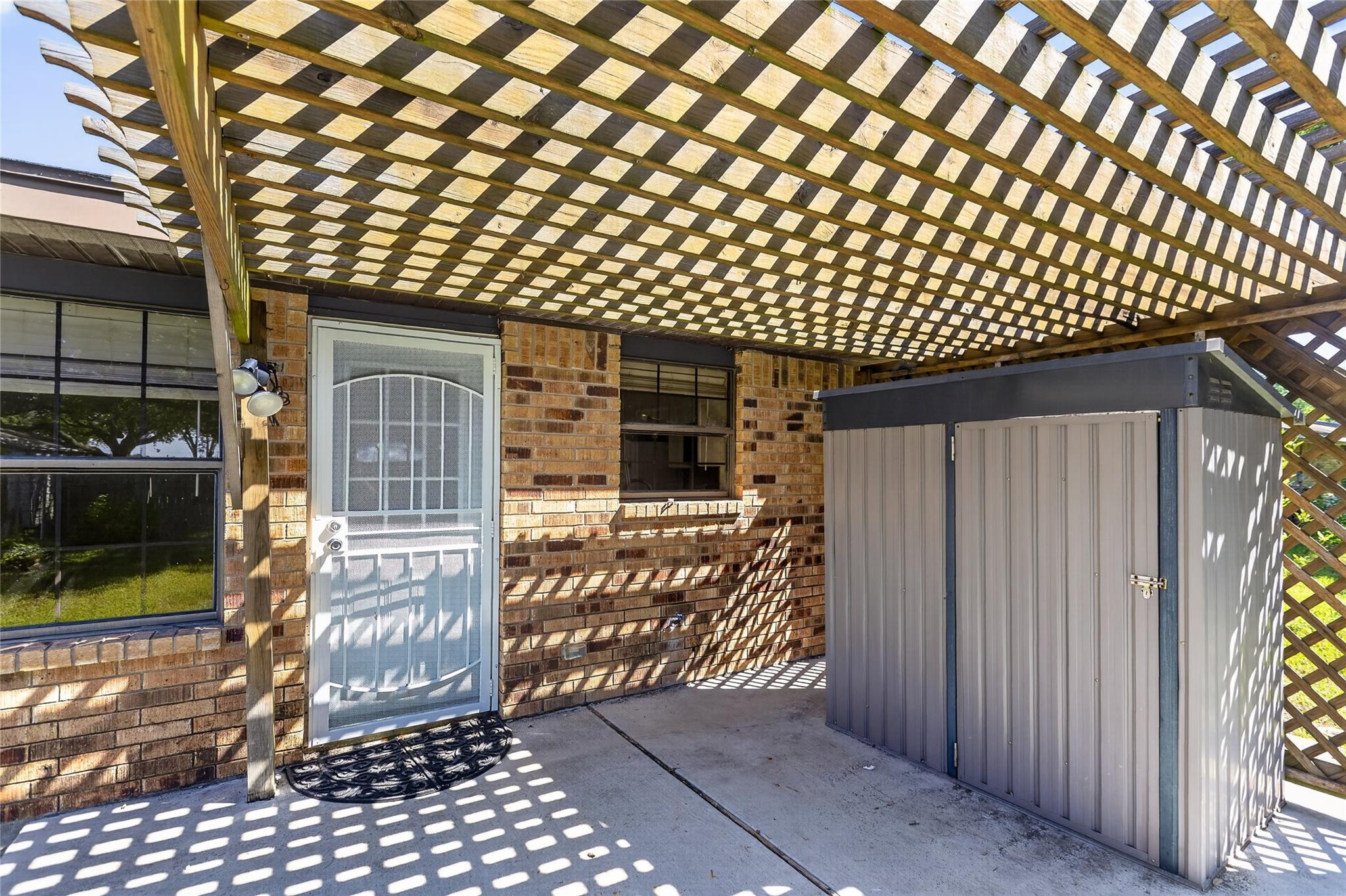 1308 Pendergrass St, Lockhart, TX 78644