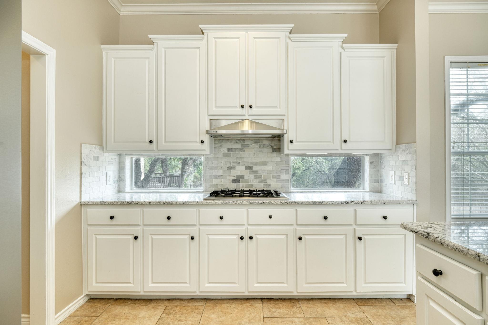 1629 CHESTERWOOD Cv, Austin, TX 78746