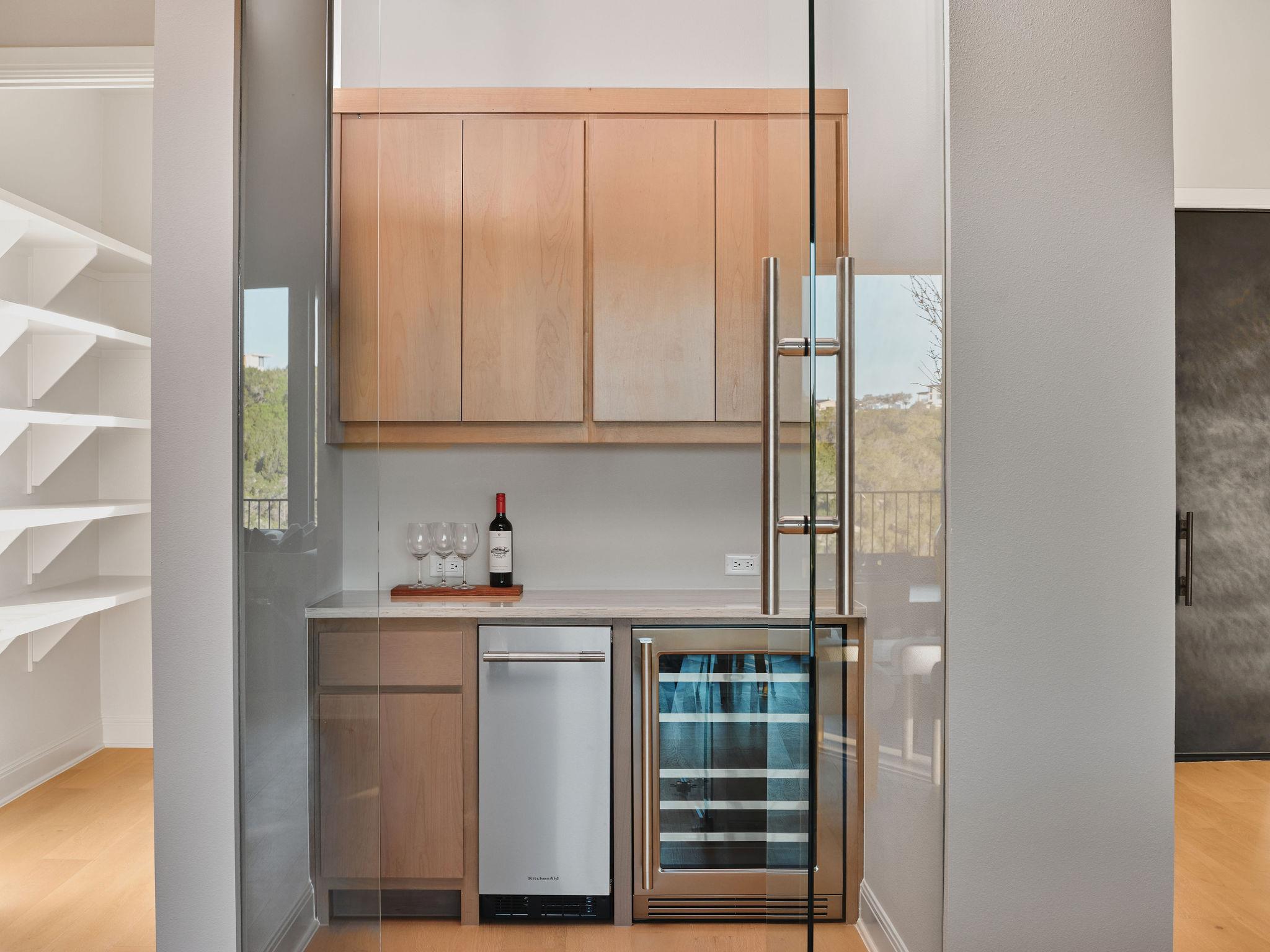 959 Flagtop Ct, Lakeway, TX 78738