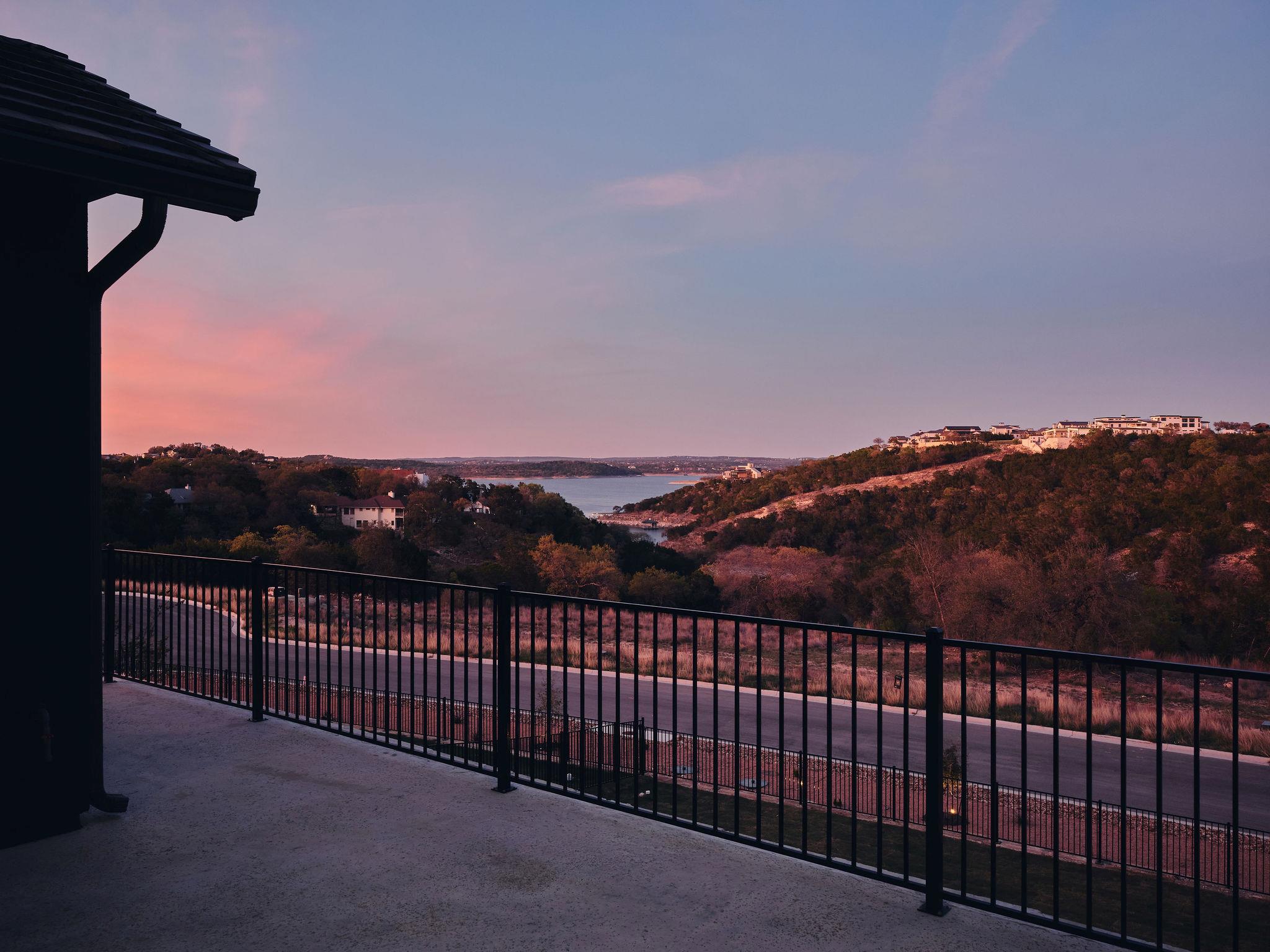 959 Flagtop Ct, Lakeway, TX 78738