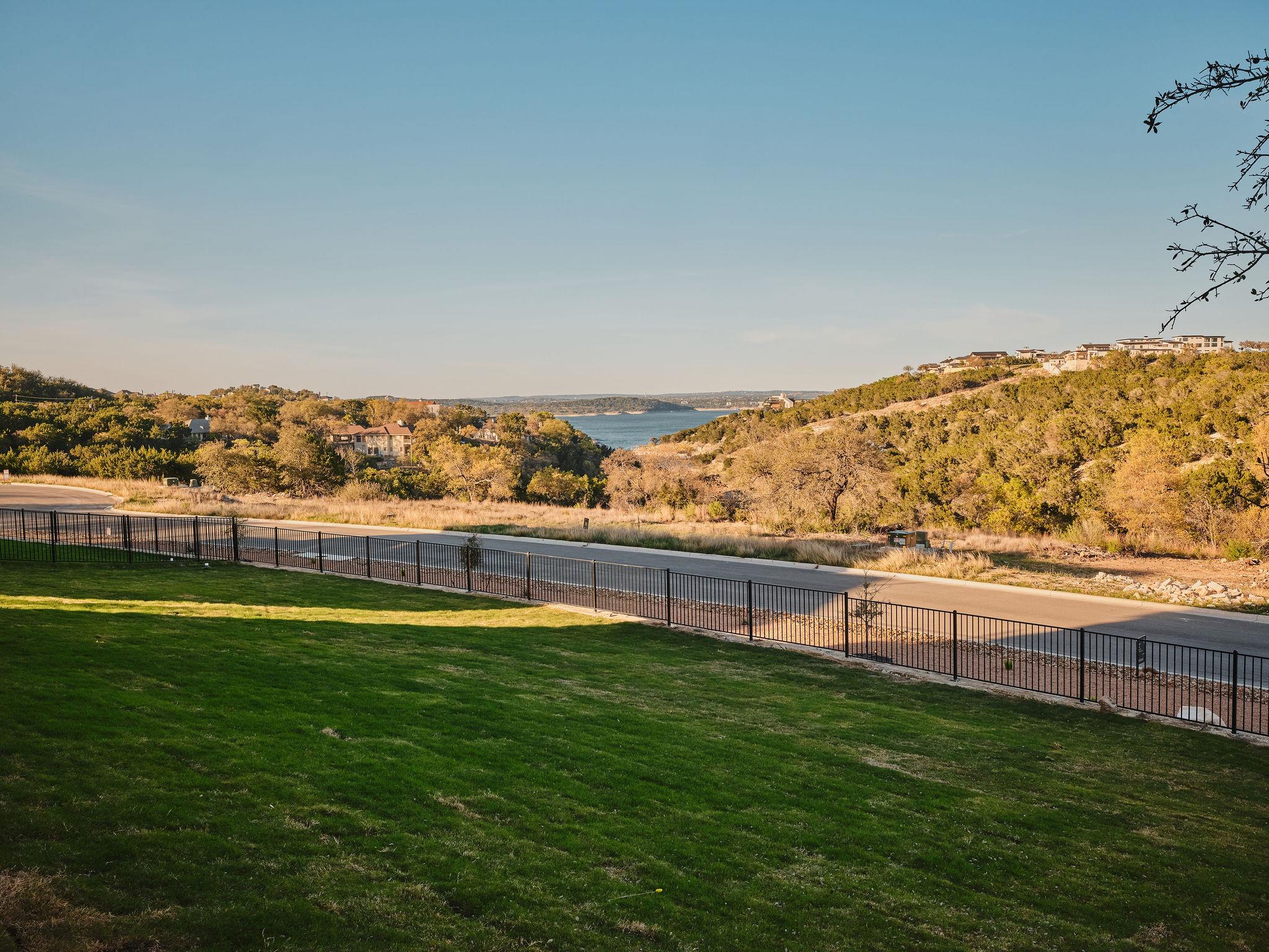 959 Flagtop Ct, Lakeway, TX 78738