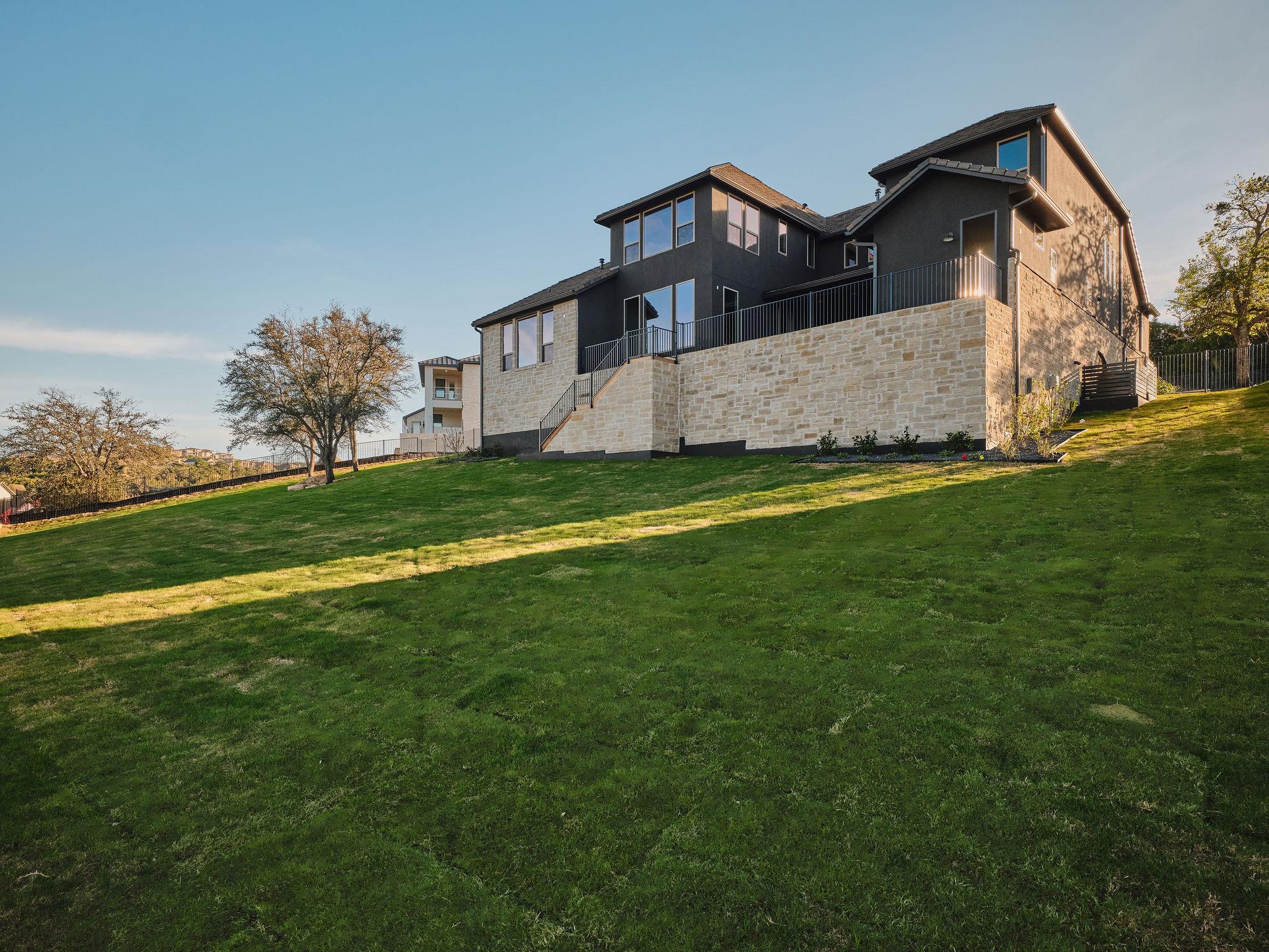 959 Flagtop Ct, Lakeway, TX 78738