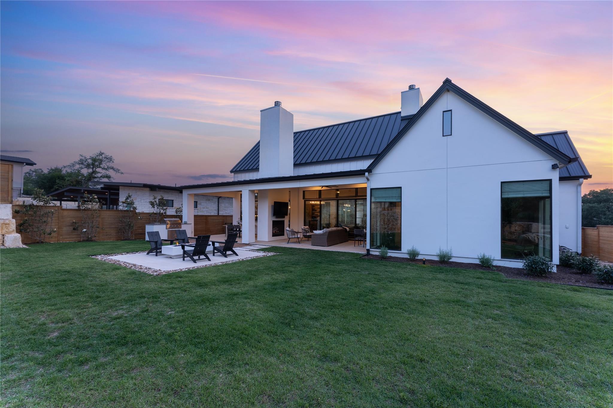 197 Evelyn Ct, Dripping Springs, TX 78620