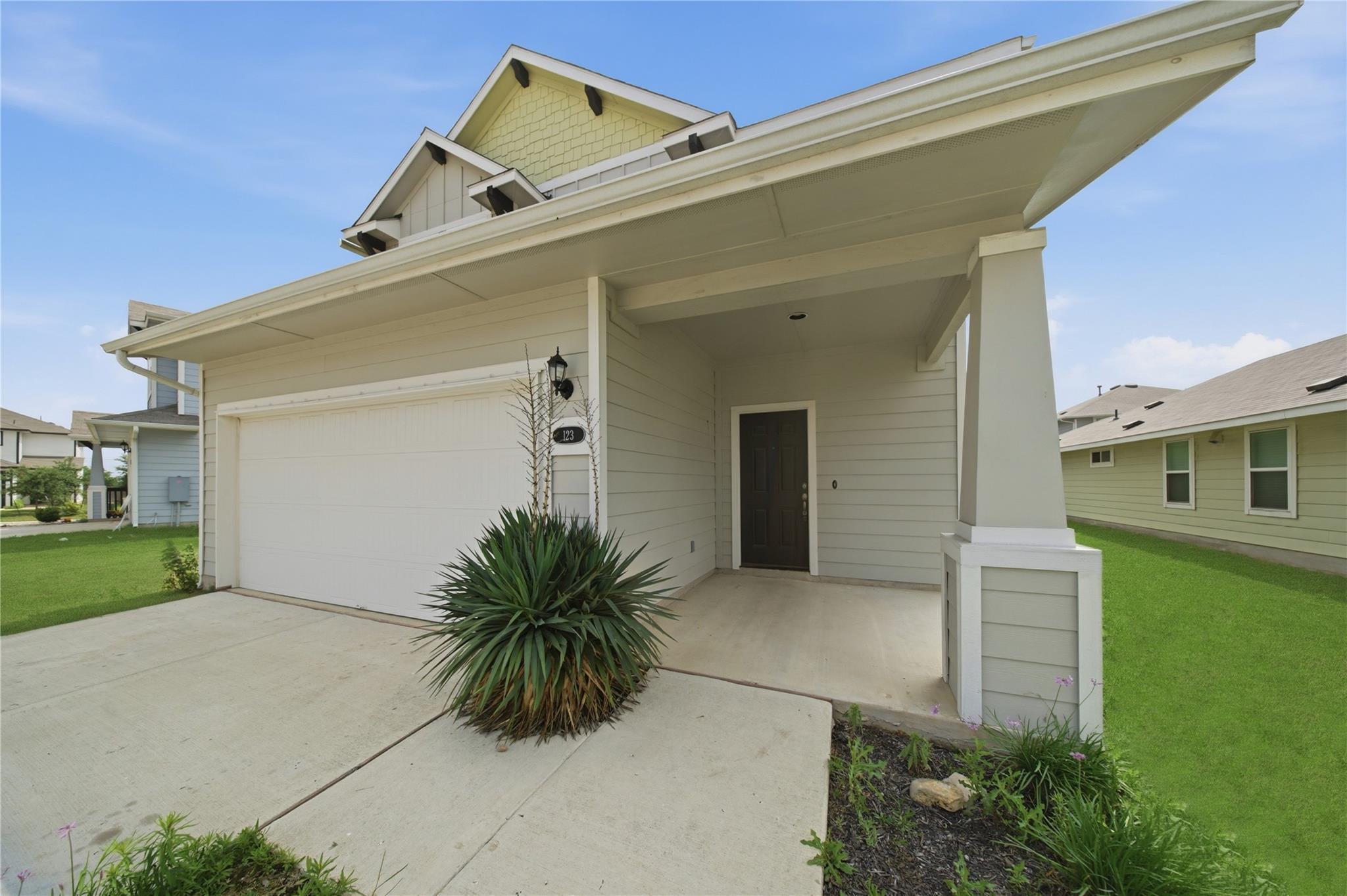 123 White Dunes Dr, San Marcos, TX 78656