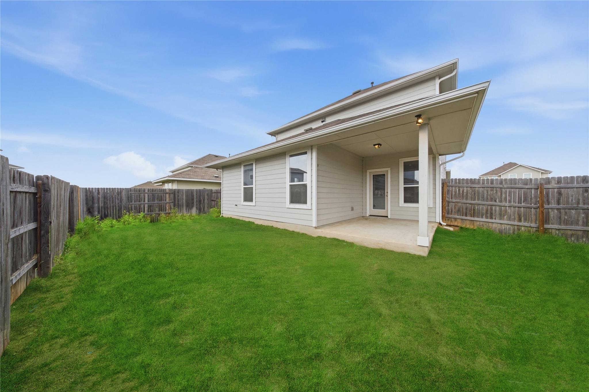 123 White Dunes Dr, San Marcos, TX 78656