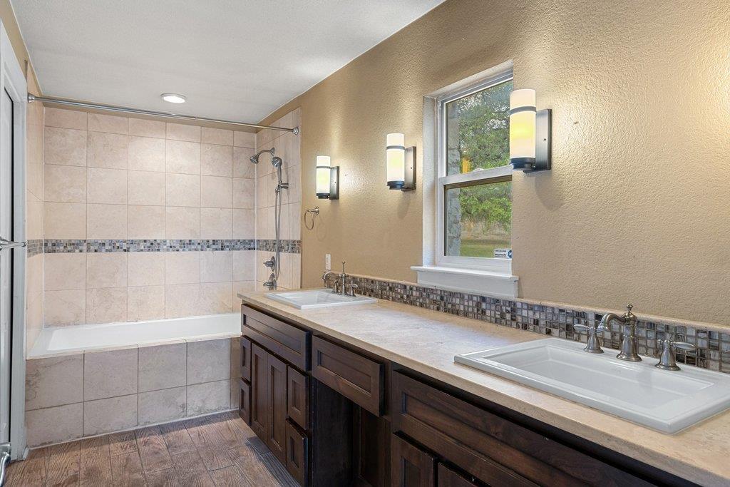 23625 Pedernales Canyon Trl, Spicewood, TX 78669