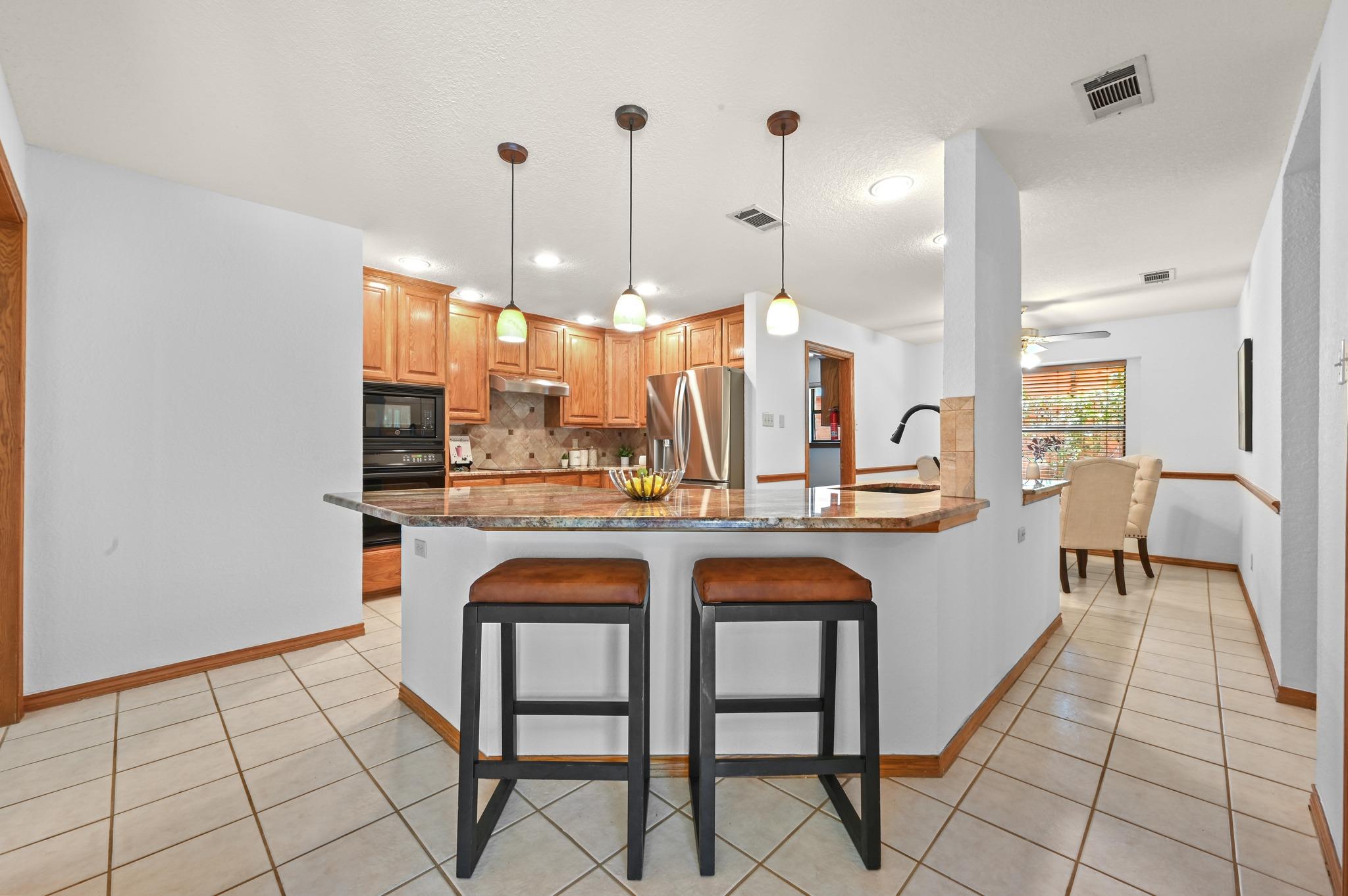 5714 Barker Ridge Dr, Austin, TX 78759