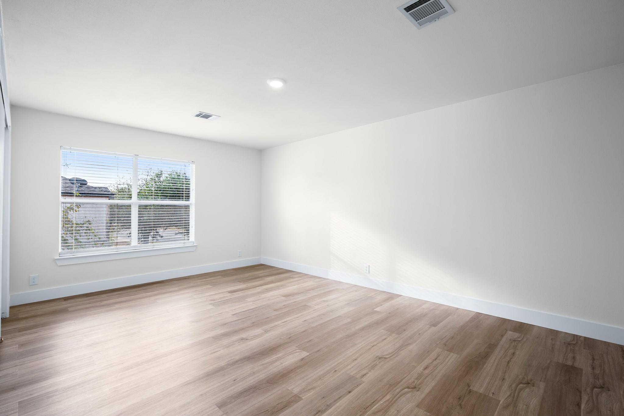 17901 Narsitin Ln, Pflugerville, TX 78660