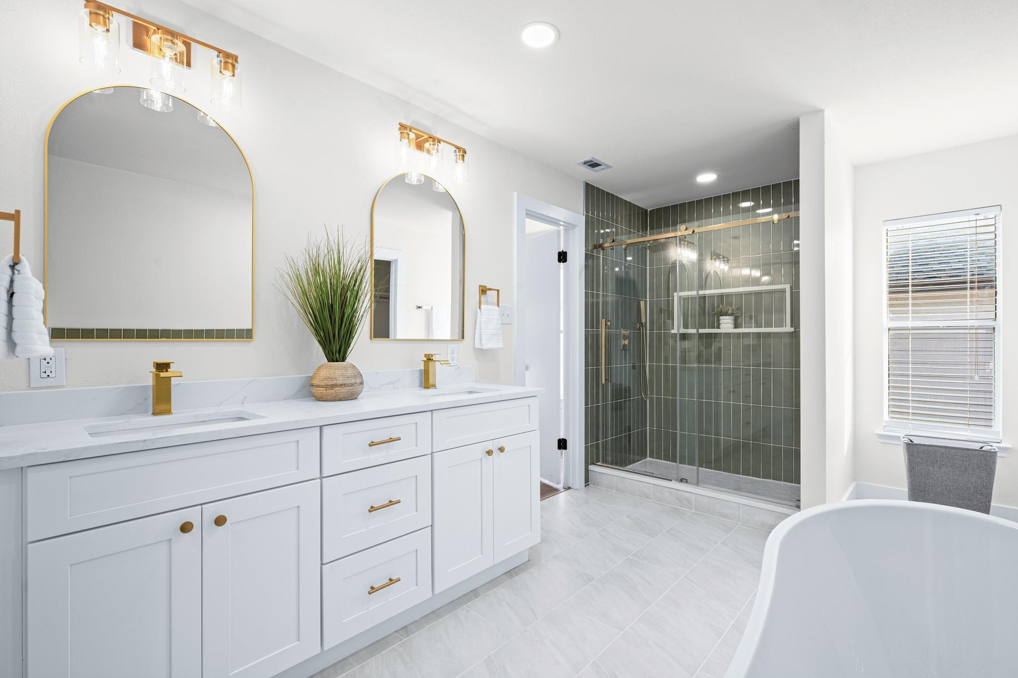 17901 Narsitin Ln, Pflugerville, TX 78660