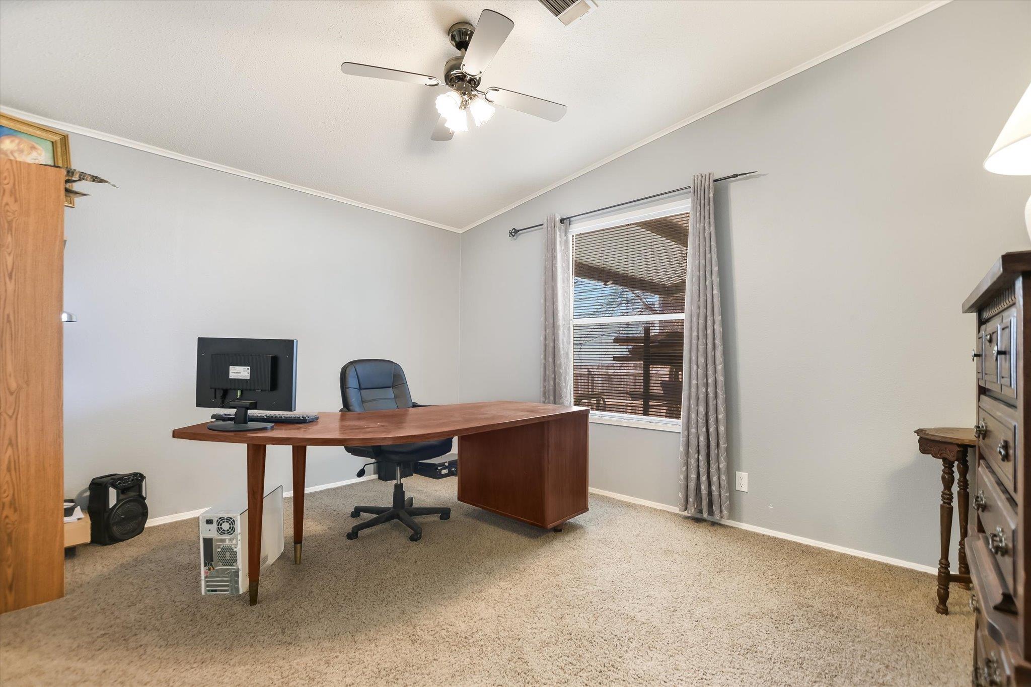 100 Highline Cutoff, Kingsland, TX 78639