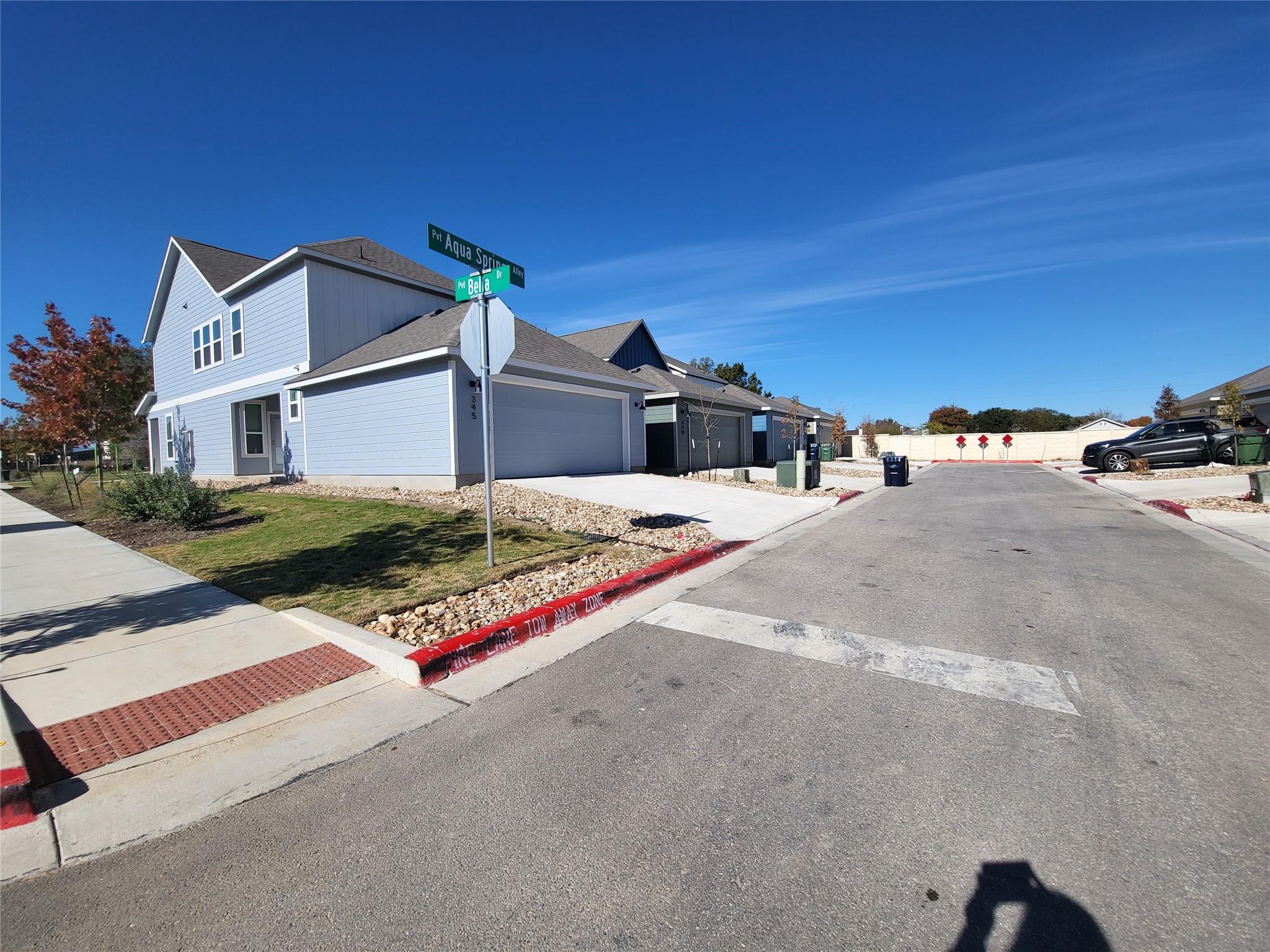 345 Aqua Springs Aly, Leander, TX 78641