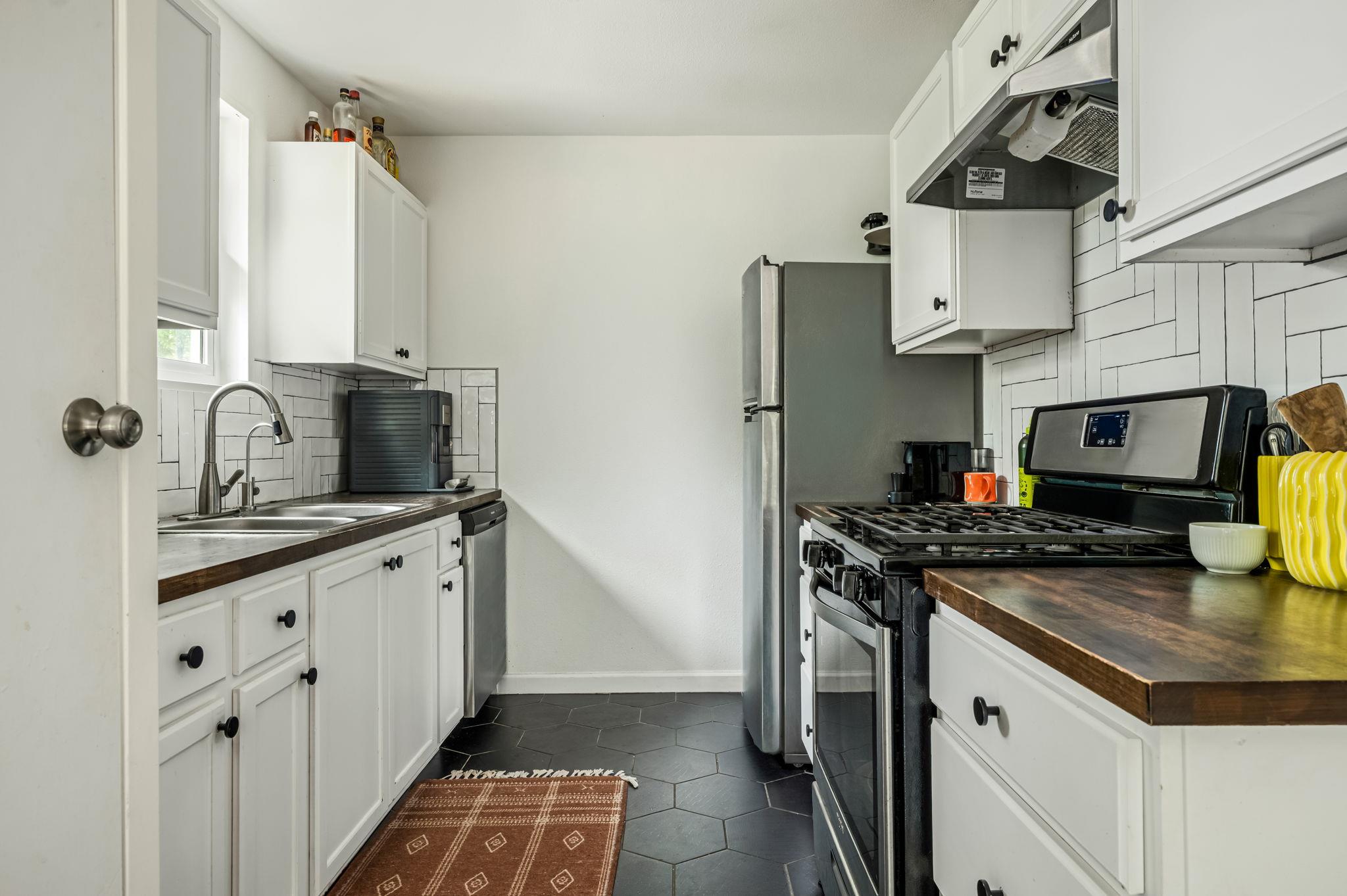 100 Florence Dr # B, Austin, TX 78753