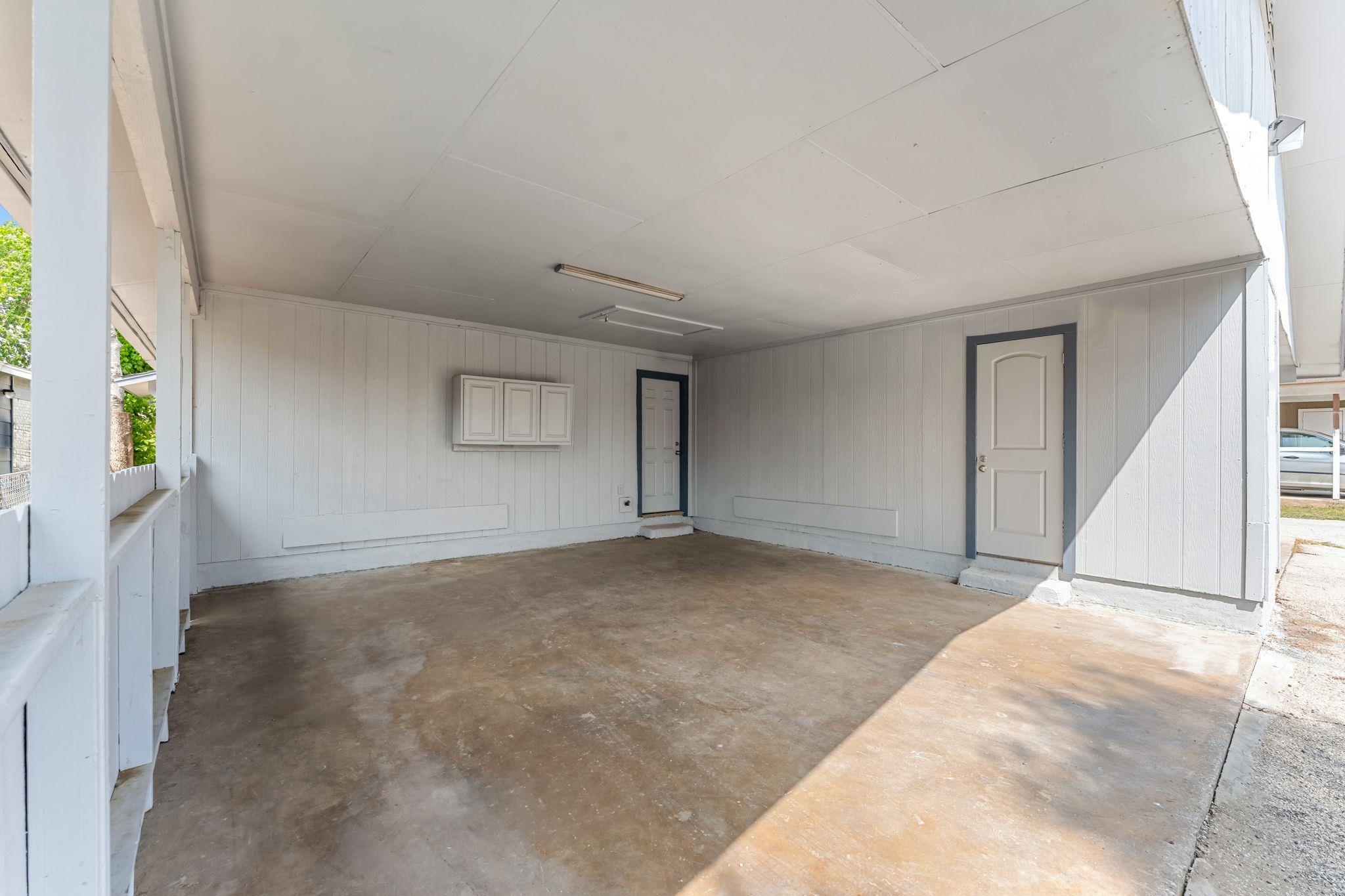 2501 Teri Rd # B, Austin, TX 78744