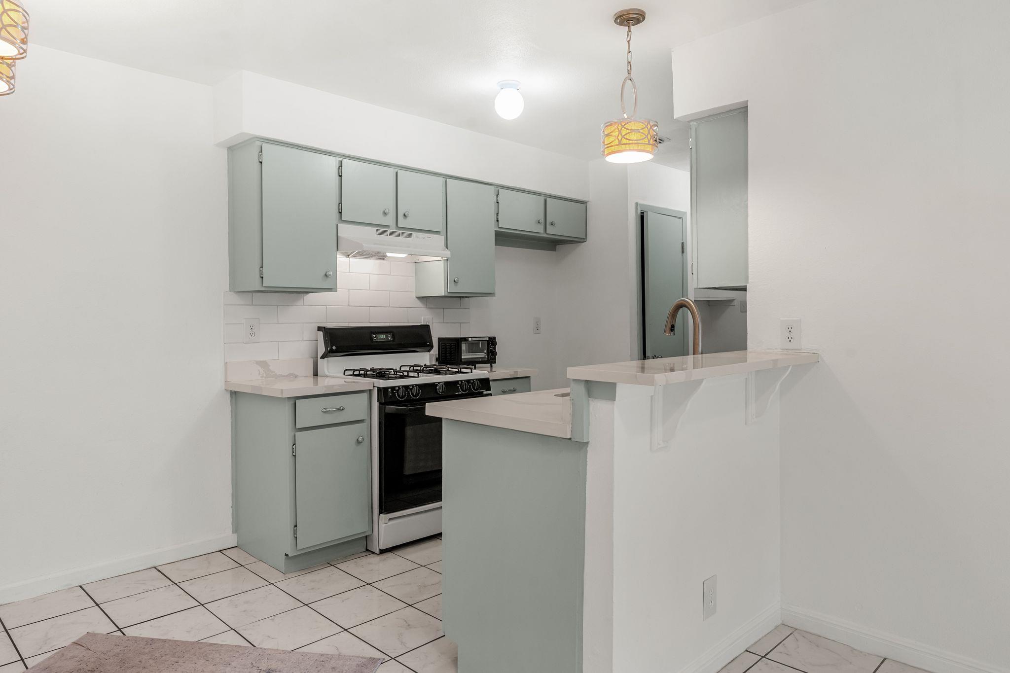 2501 Teri Rd # B, Austin, TX 78744