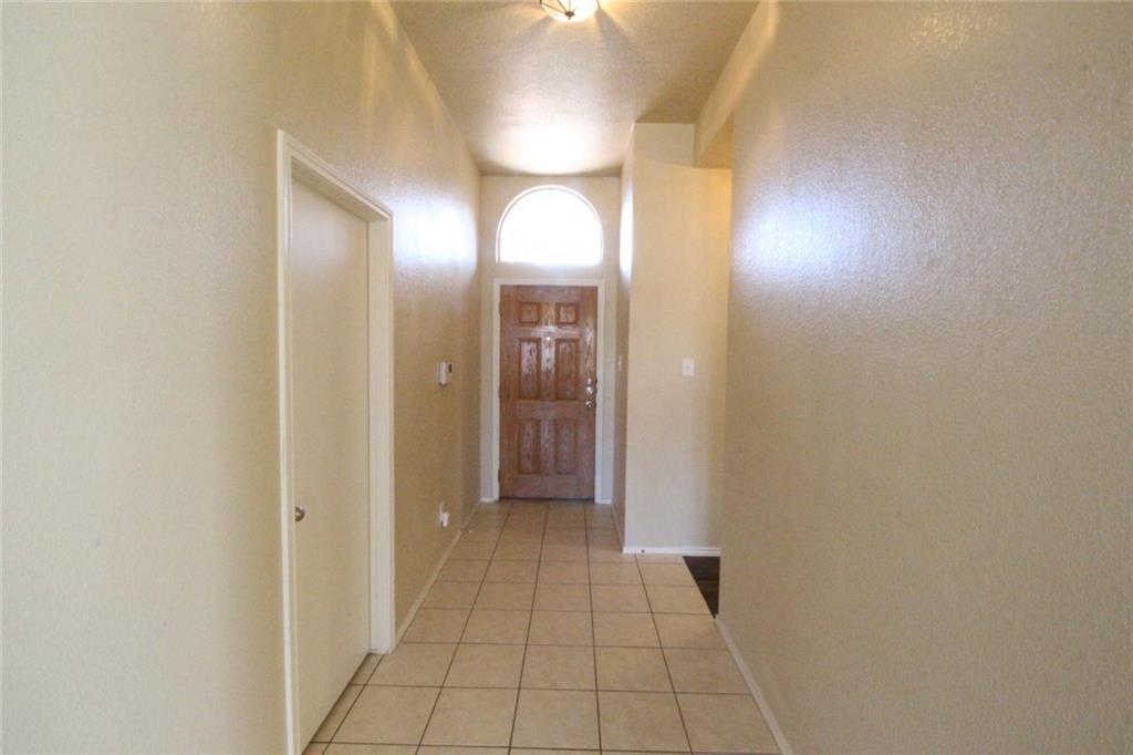 107 Inman Dr, Hutto, TX 78634