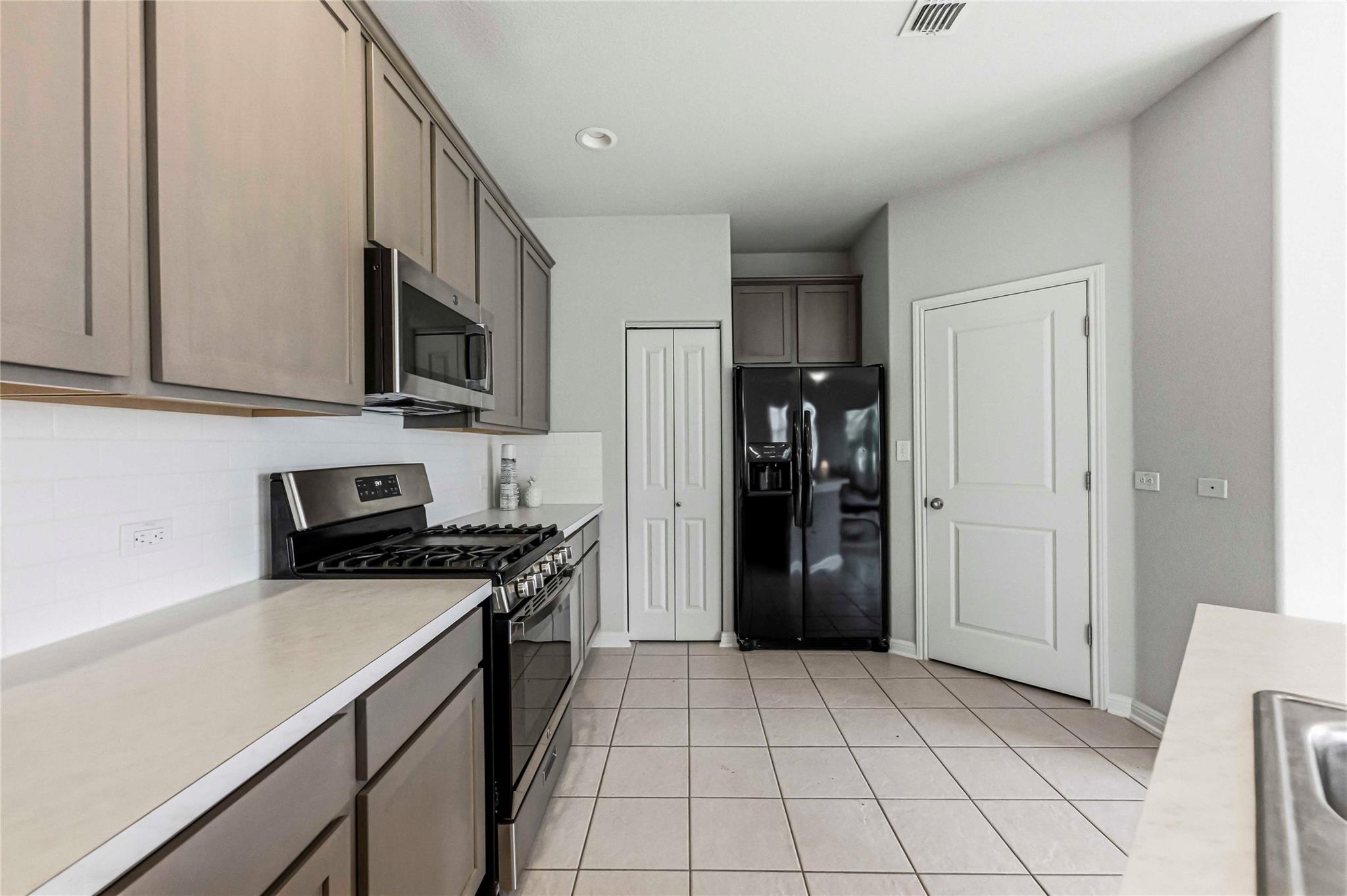 450 Ferrule Dr, Kyle, TX 78640