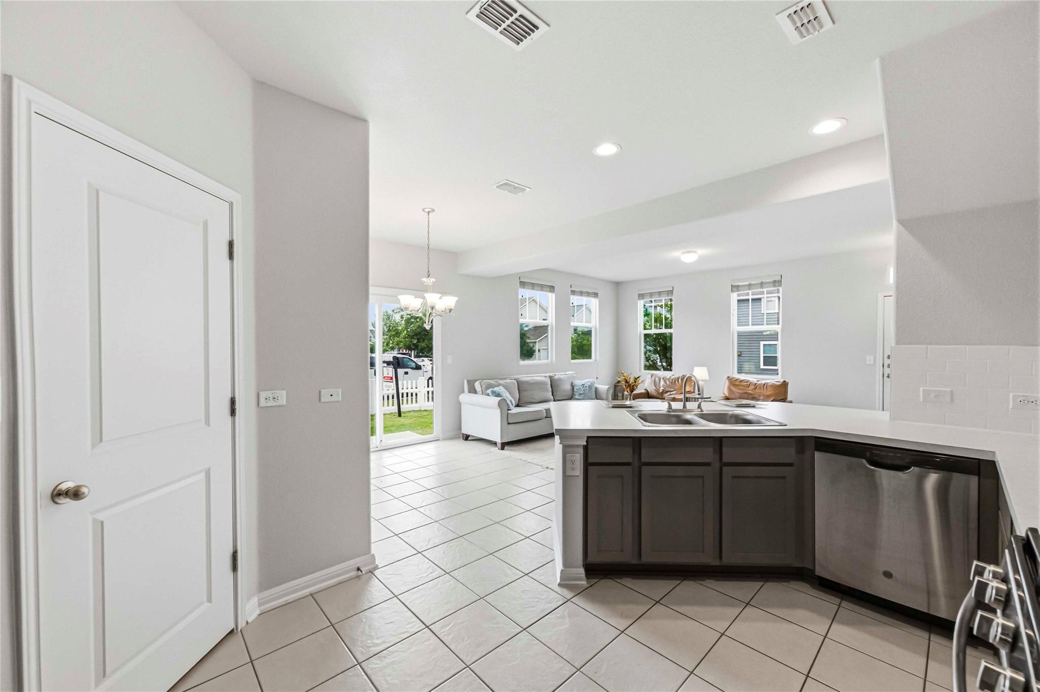 450 Ferrule Dr, Kyle, TX 78640