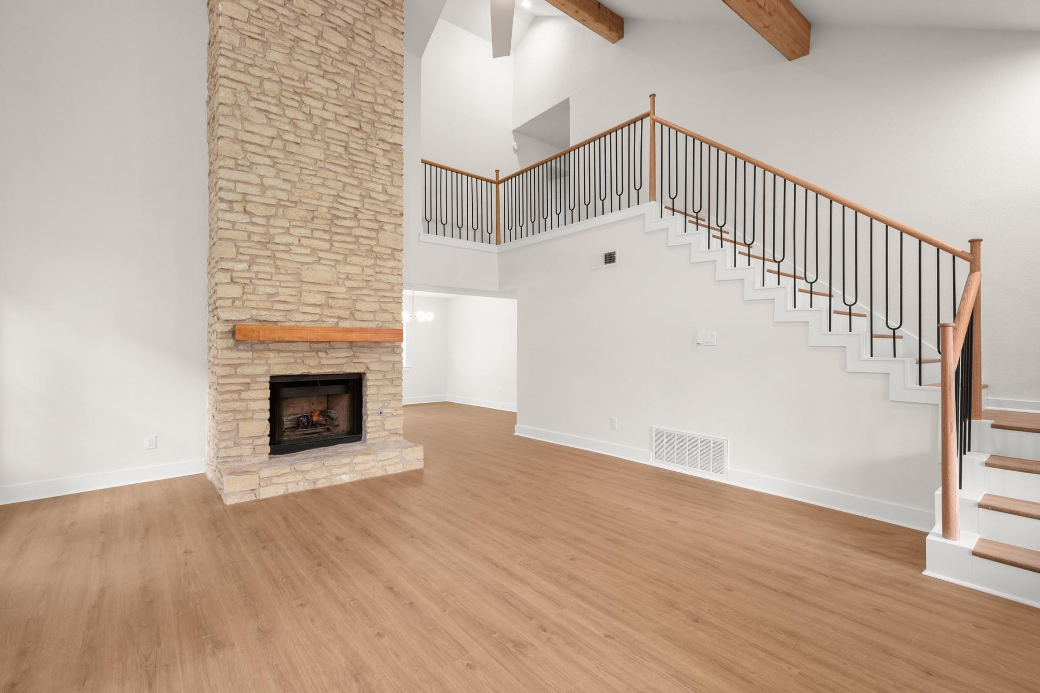 12404 Adelphi Cv, Austin, TX 78727