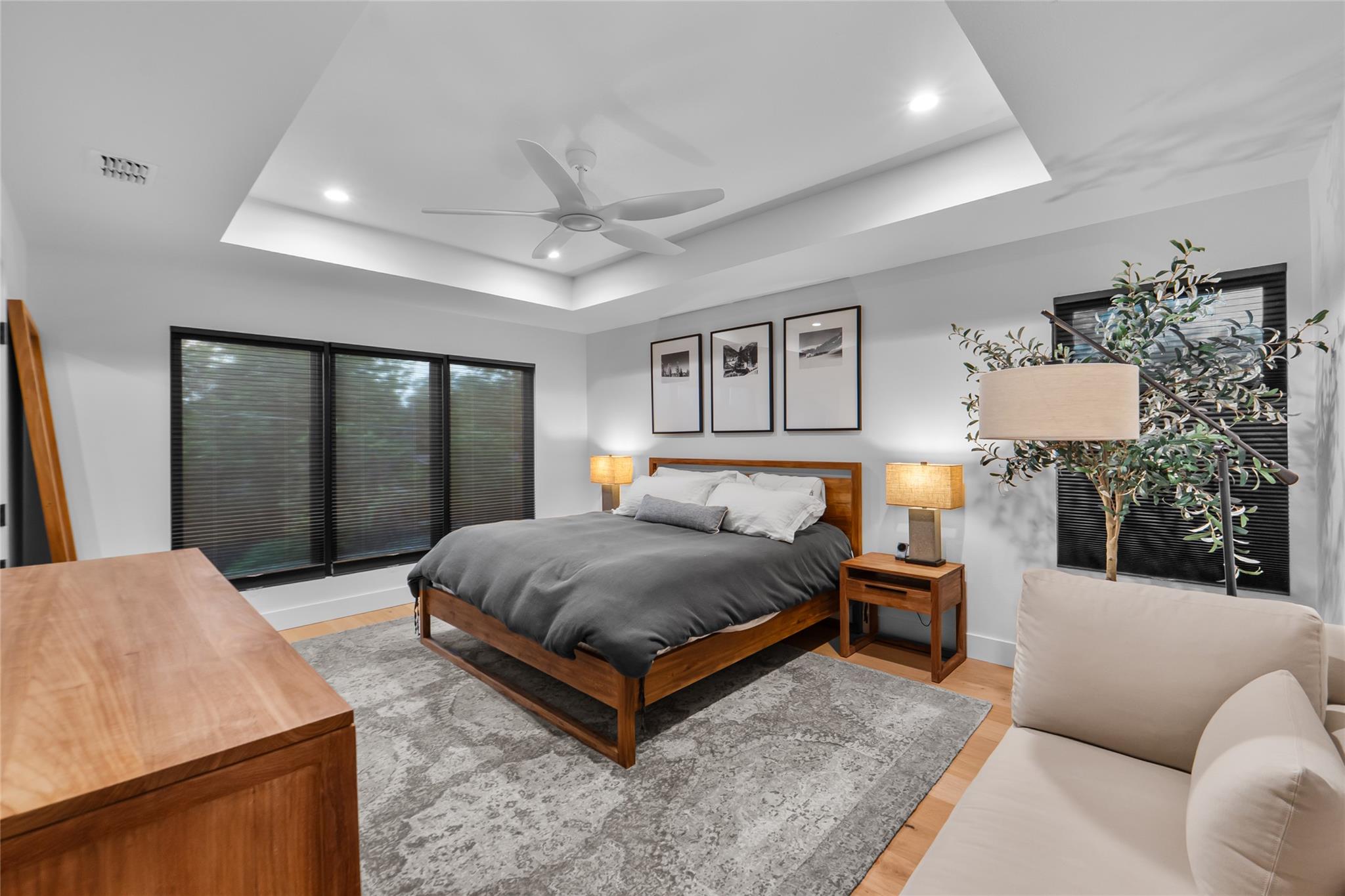 8300 Hathaway Dr, Austin, TX 78757