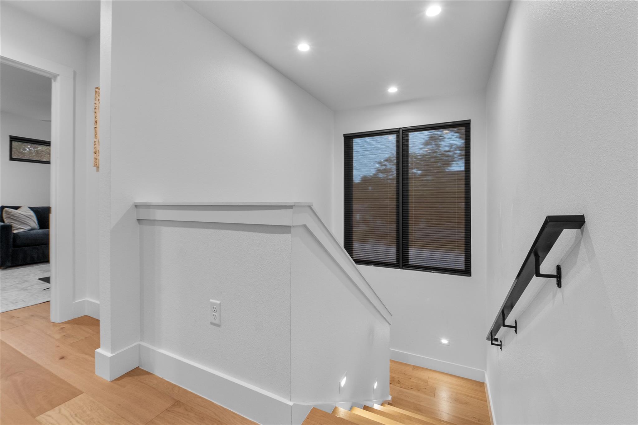 8300 Hathaway Dr, Austin, TX 78757