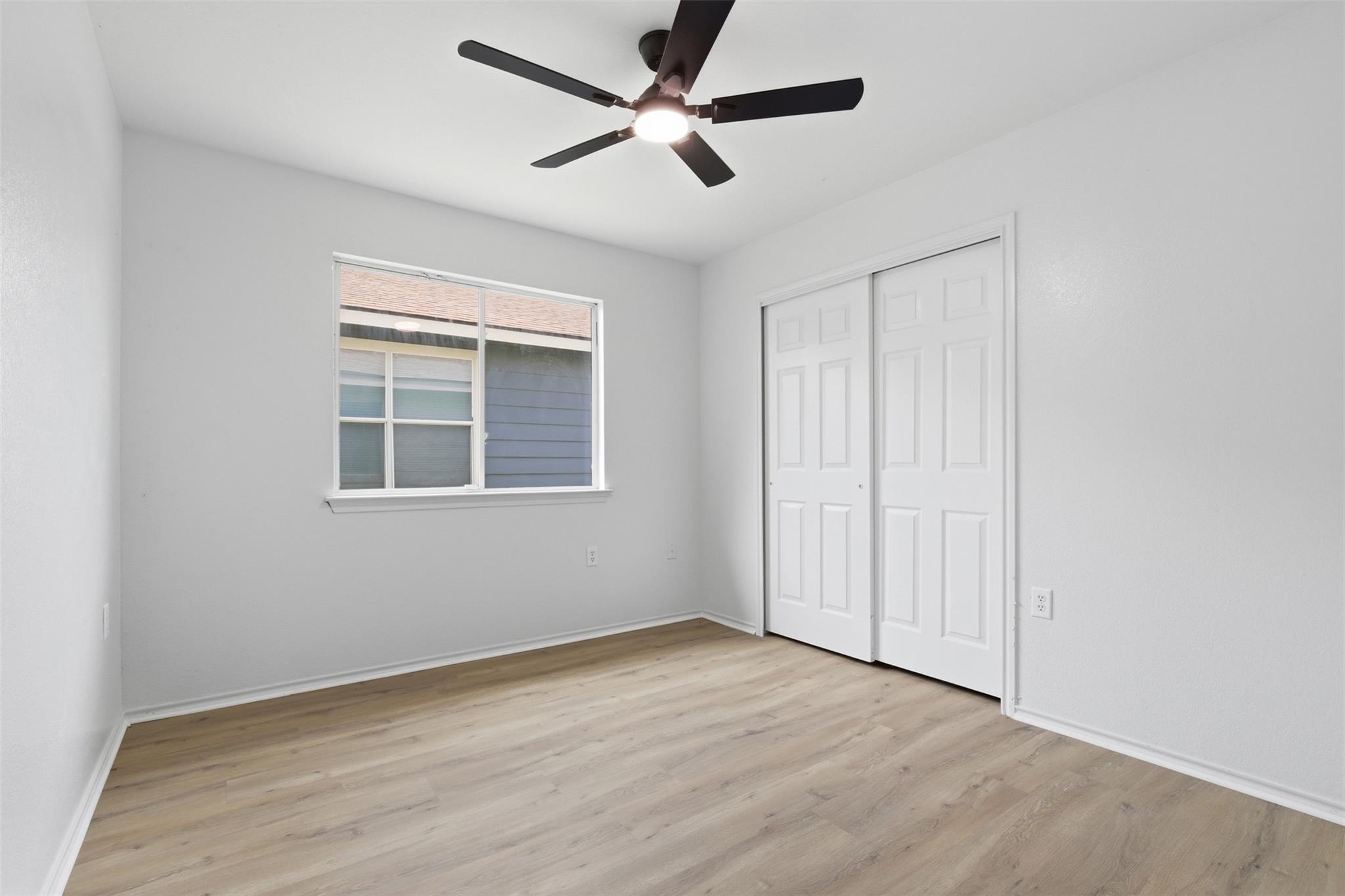 12720 La Paz Ln, Del Valle, TX 78617