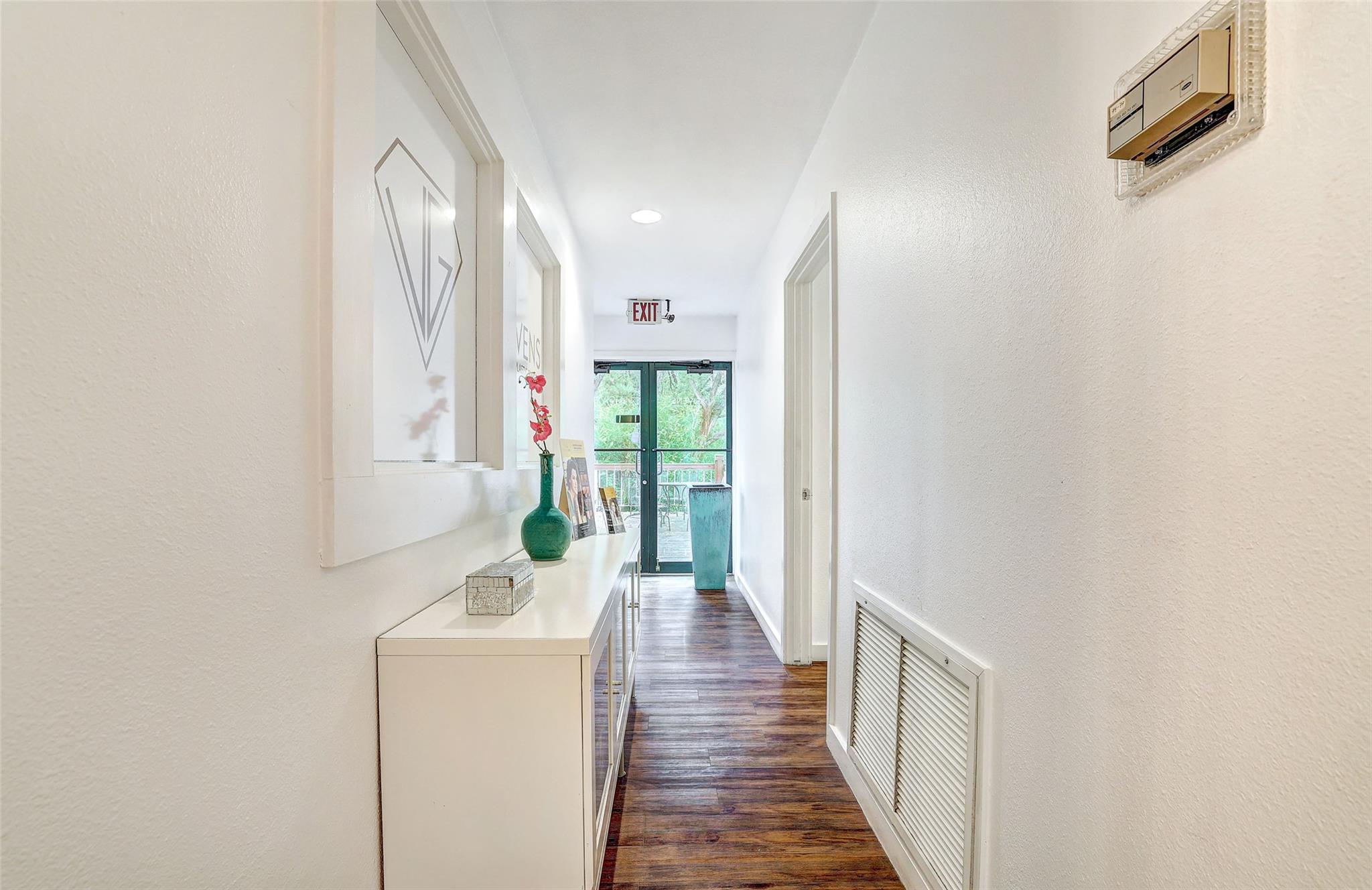 3939 Bee Cave Rd # B-3, West Lake Hills, TX 78746