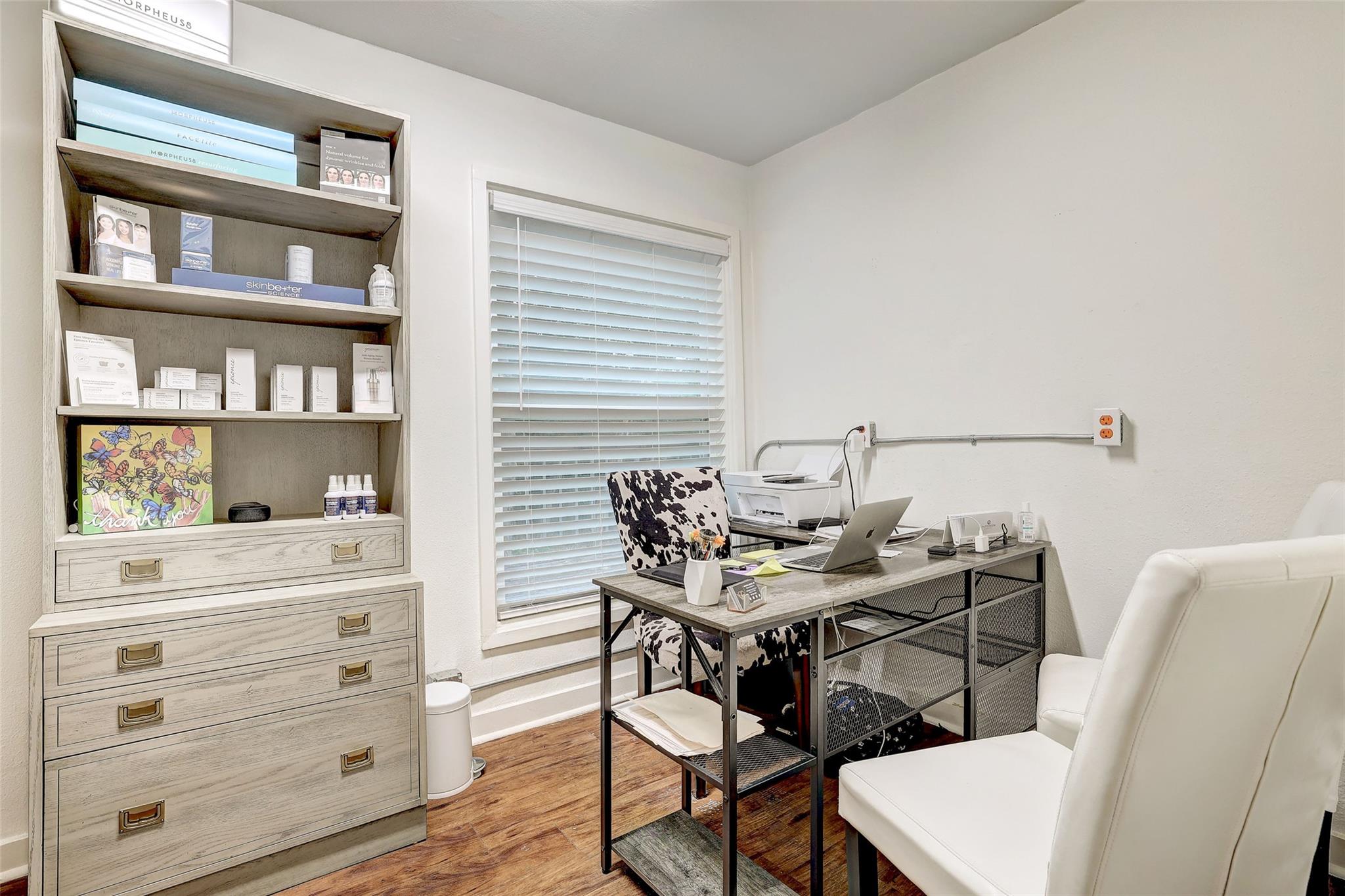 3939 Bee Cave Rd # B-3, West Lake Hills, TX 78746