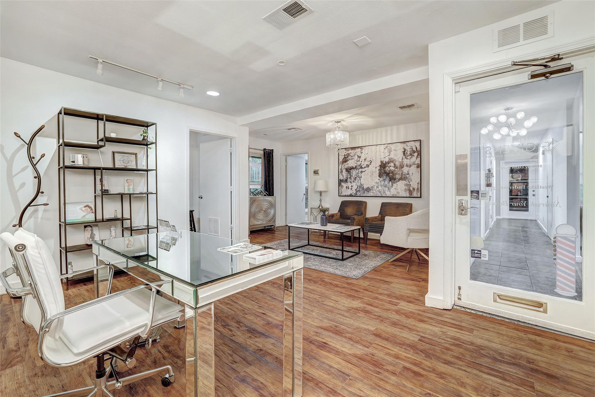 3939 Bee Cave Rd # B-3, West Lake Hills, TX 78746