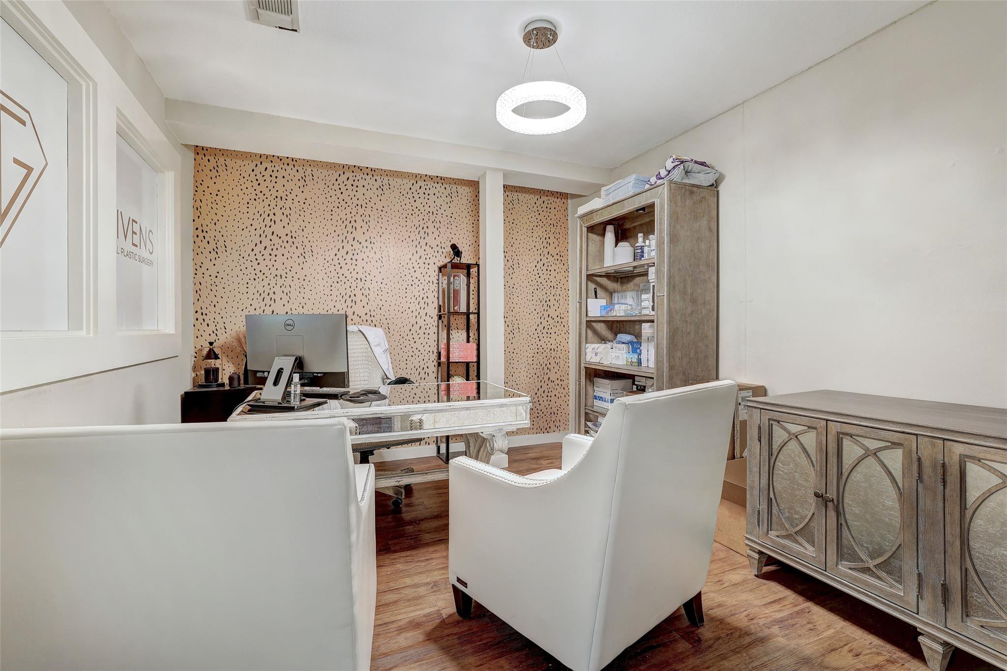 3939 Bee Cave Rd # B-3, West Lake Hills, TX 78746