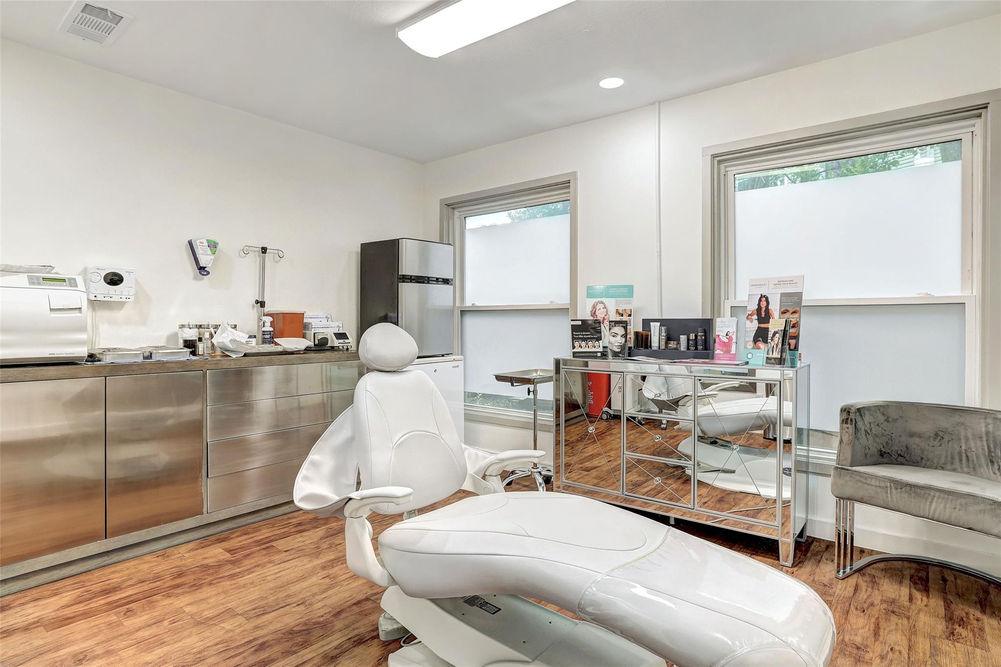 3939 Bee Cave Rd # B-3, West Lake Hills, TX 78746