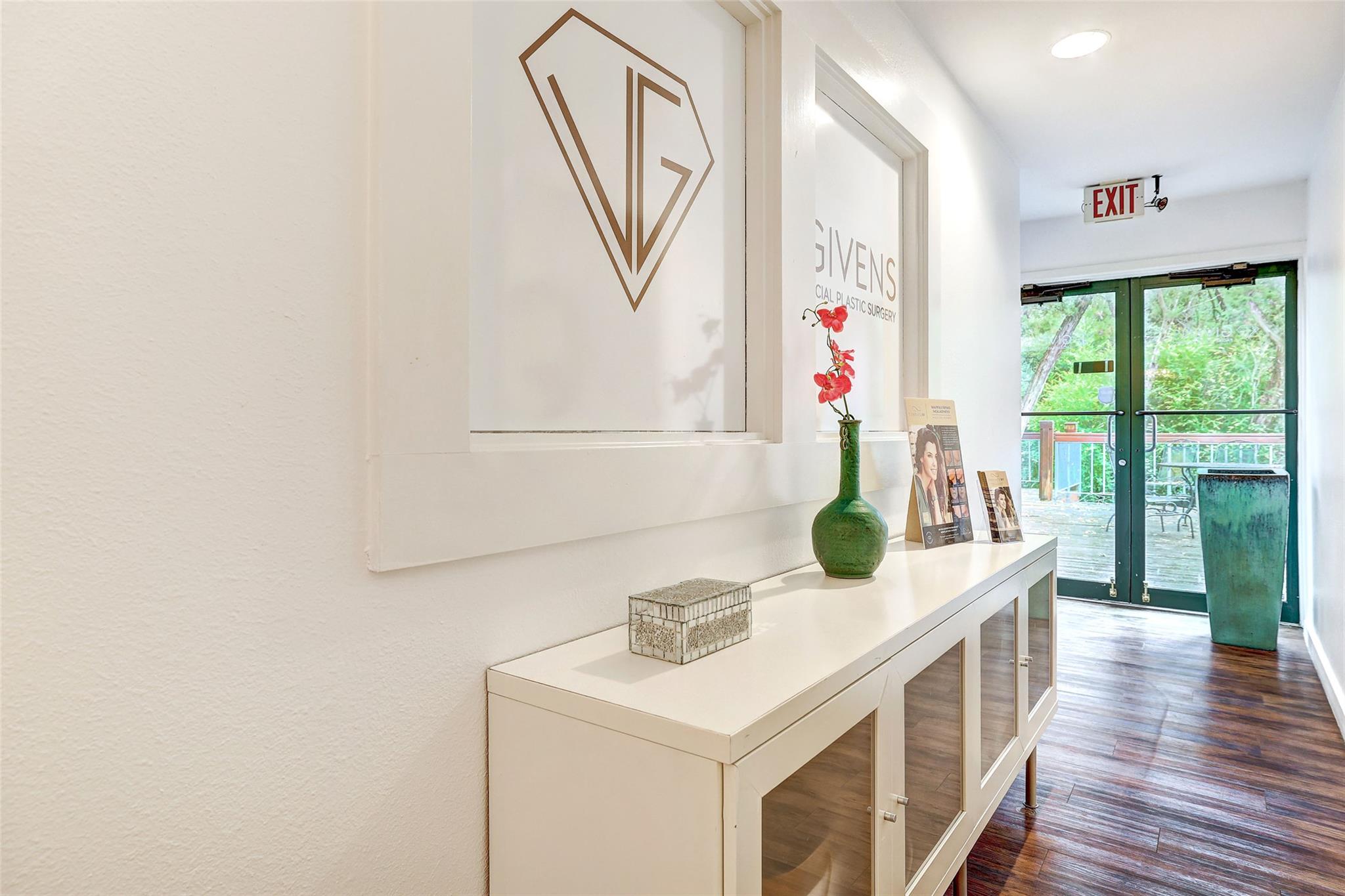 3939 Bee Cave Rd # B-3, West Lake Hills, TX 78746