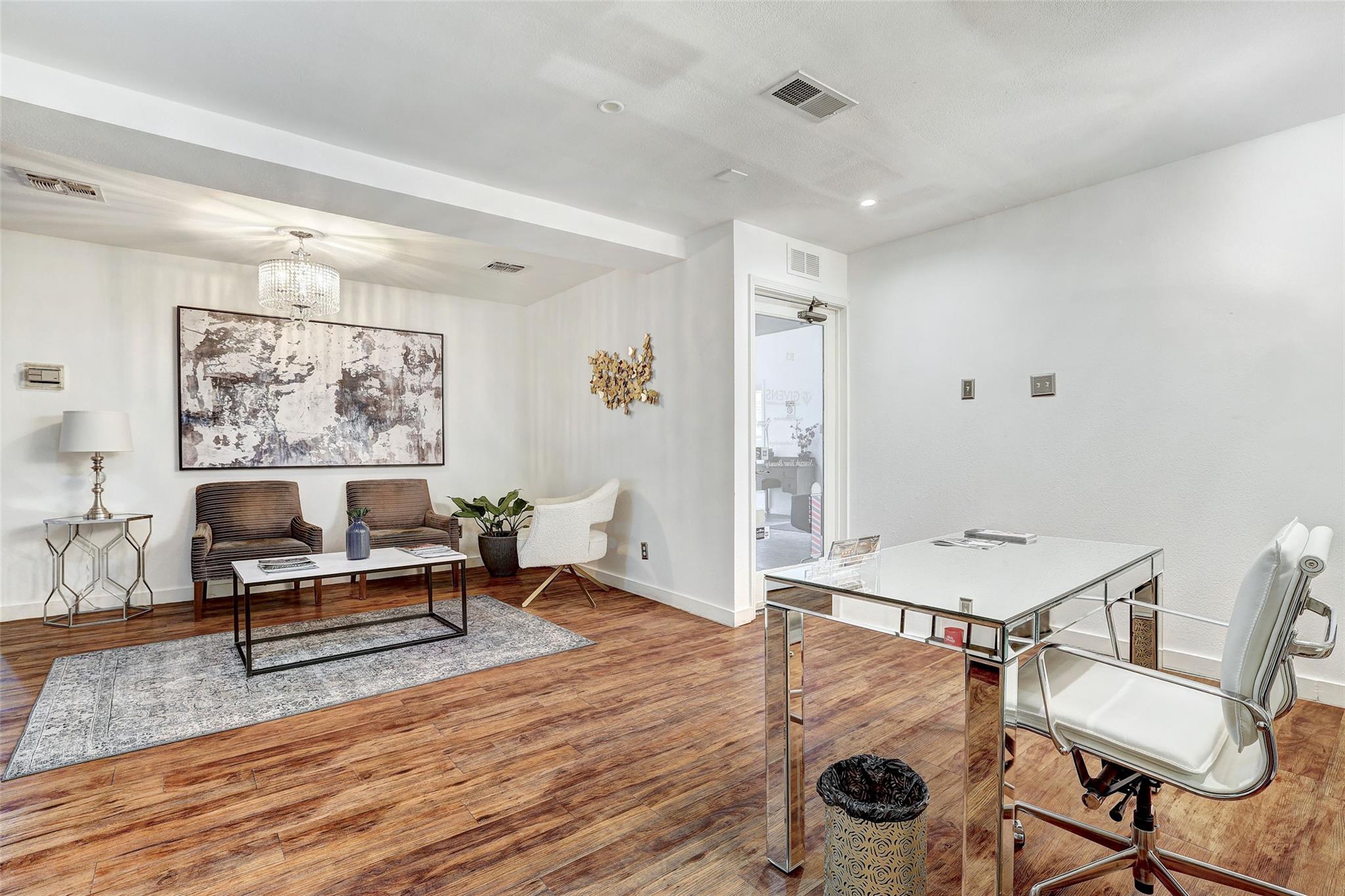 3939 Bee Cave Rd # B-3, West Lake Hills, TX 78746