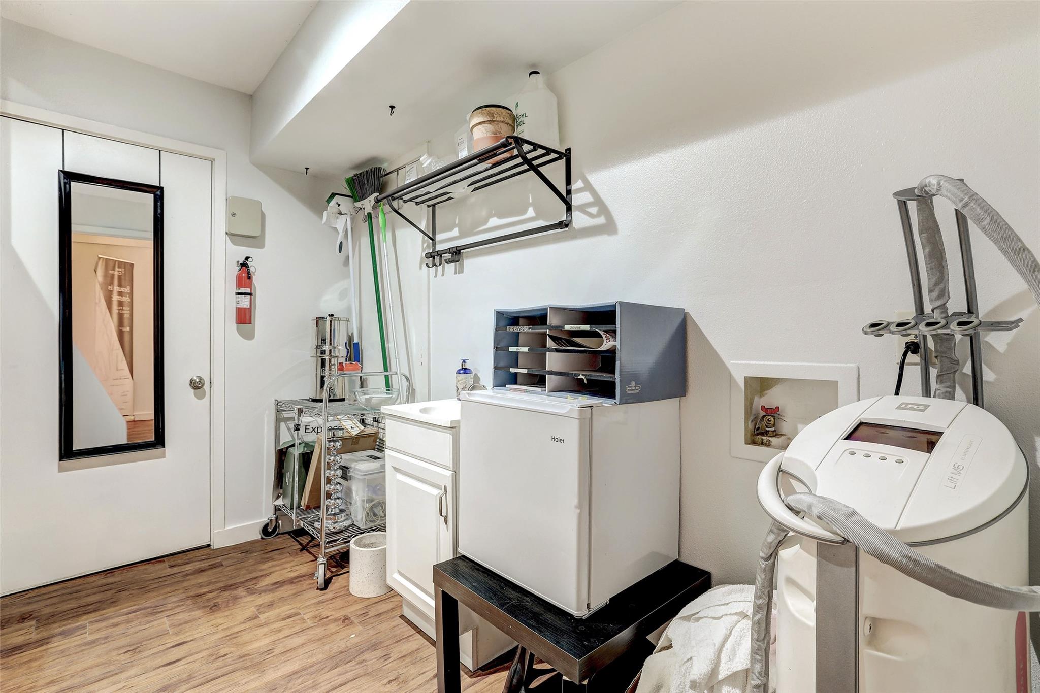 3939 Bee Cave Rd # B-3, West Lake Hills, TX 78746