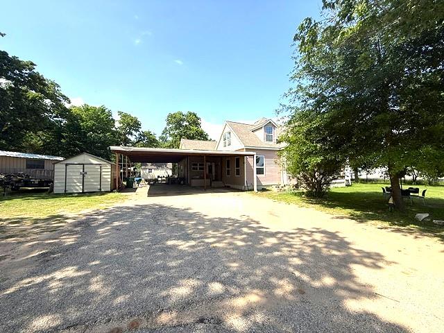 3202 N Travis, Cameron, TX 76520