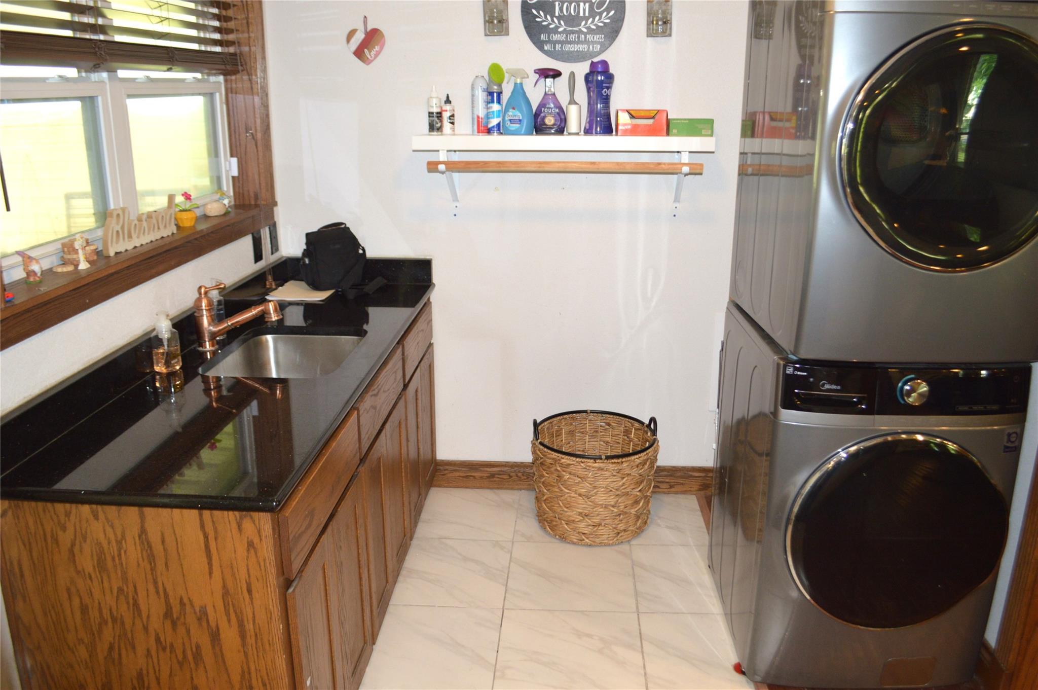 3202 N Travis, Cameron, TX 76520