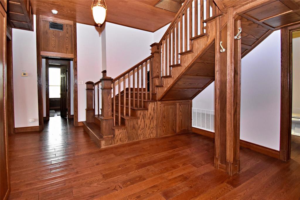 3202 N Travis, Cameron, TX 76520