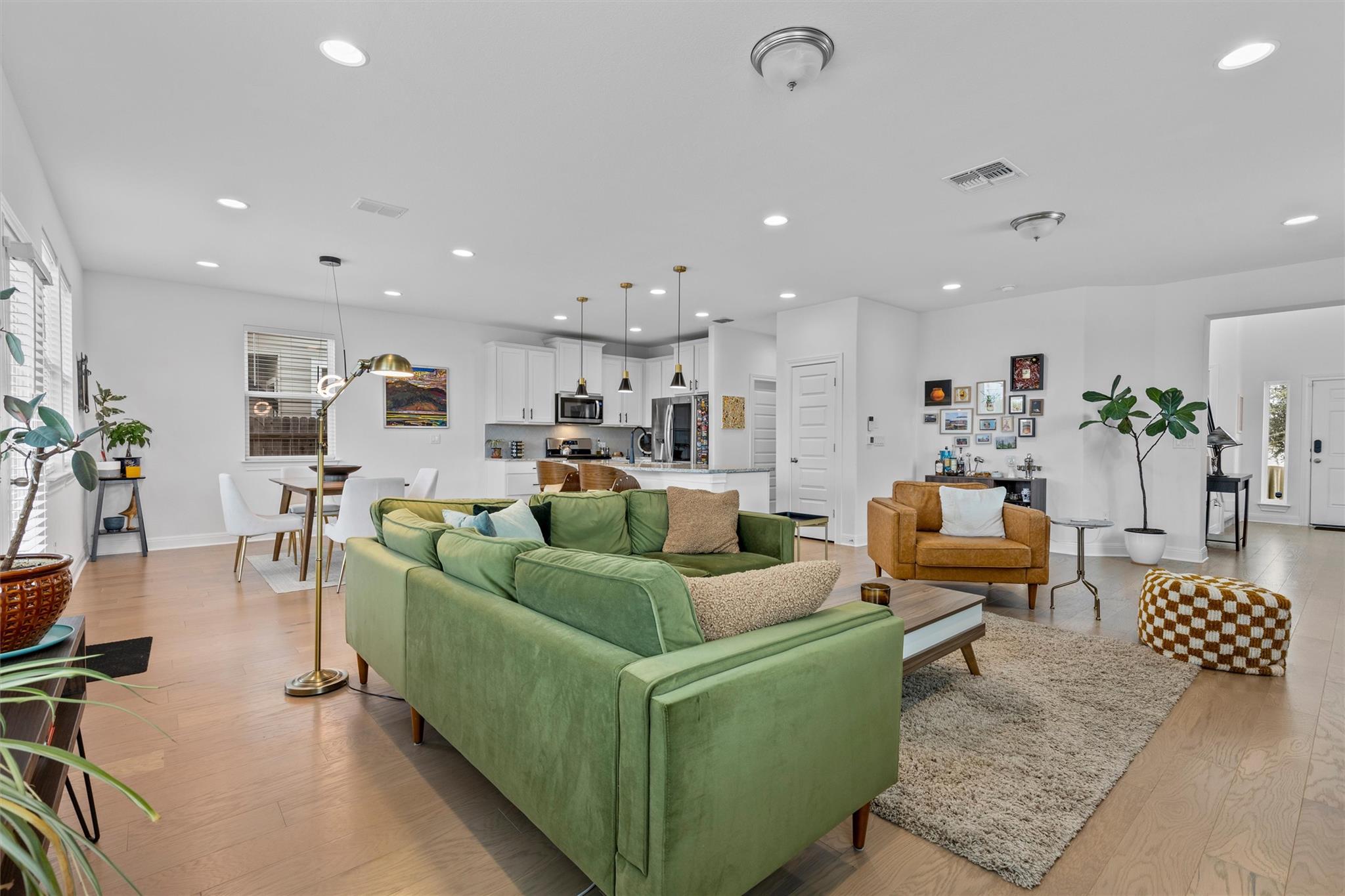 6201 Pine Leaf Trl, Austin, TX 78747