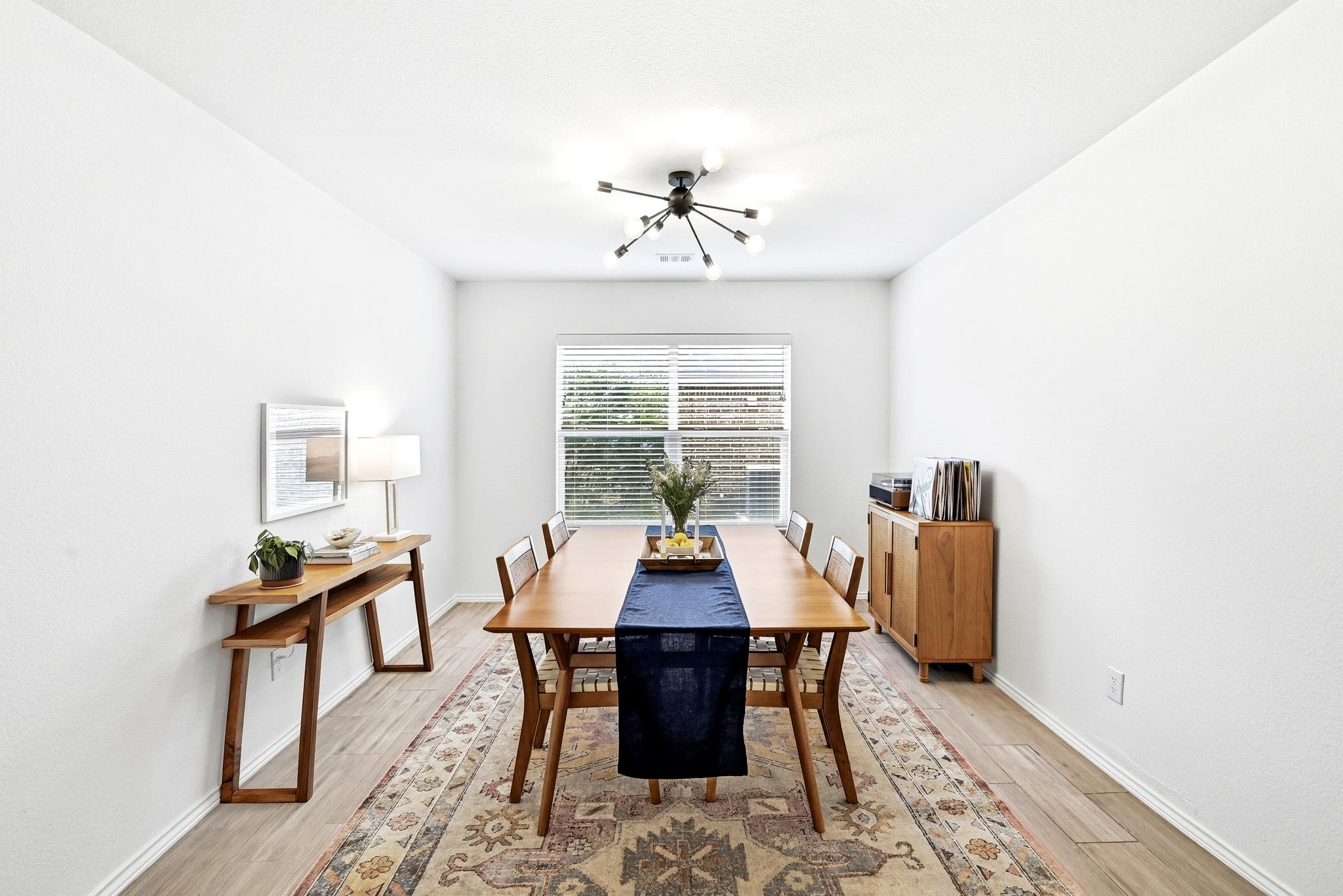 184 Coral Stone Trl, Buda, TX 78610