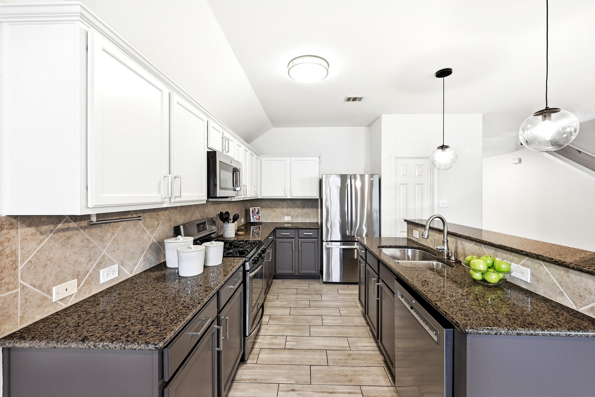 184 Coral Stone Trl, Buda, TX 78610