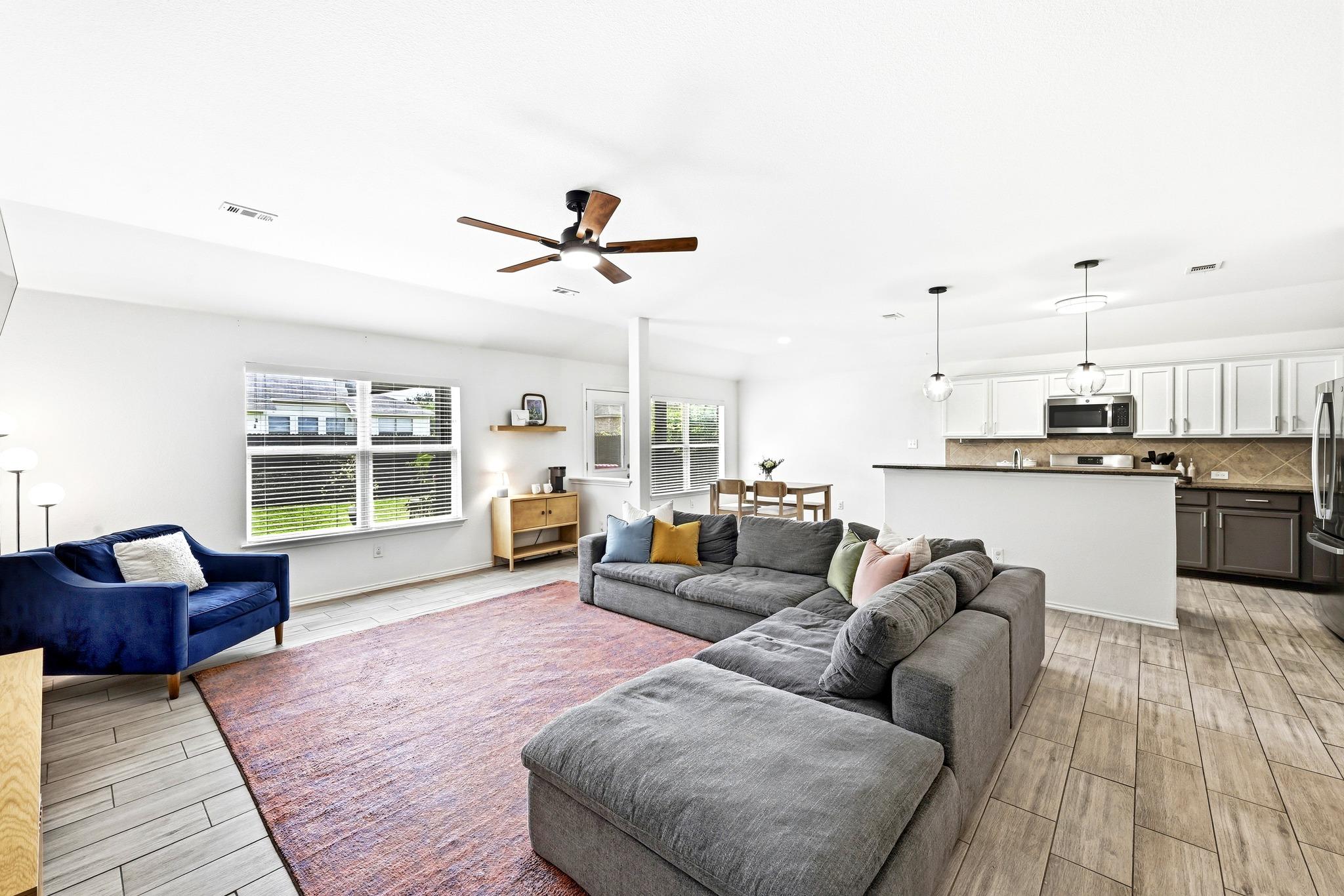 184 Coral Stone Trl, Buda, TX 78610