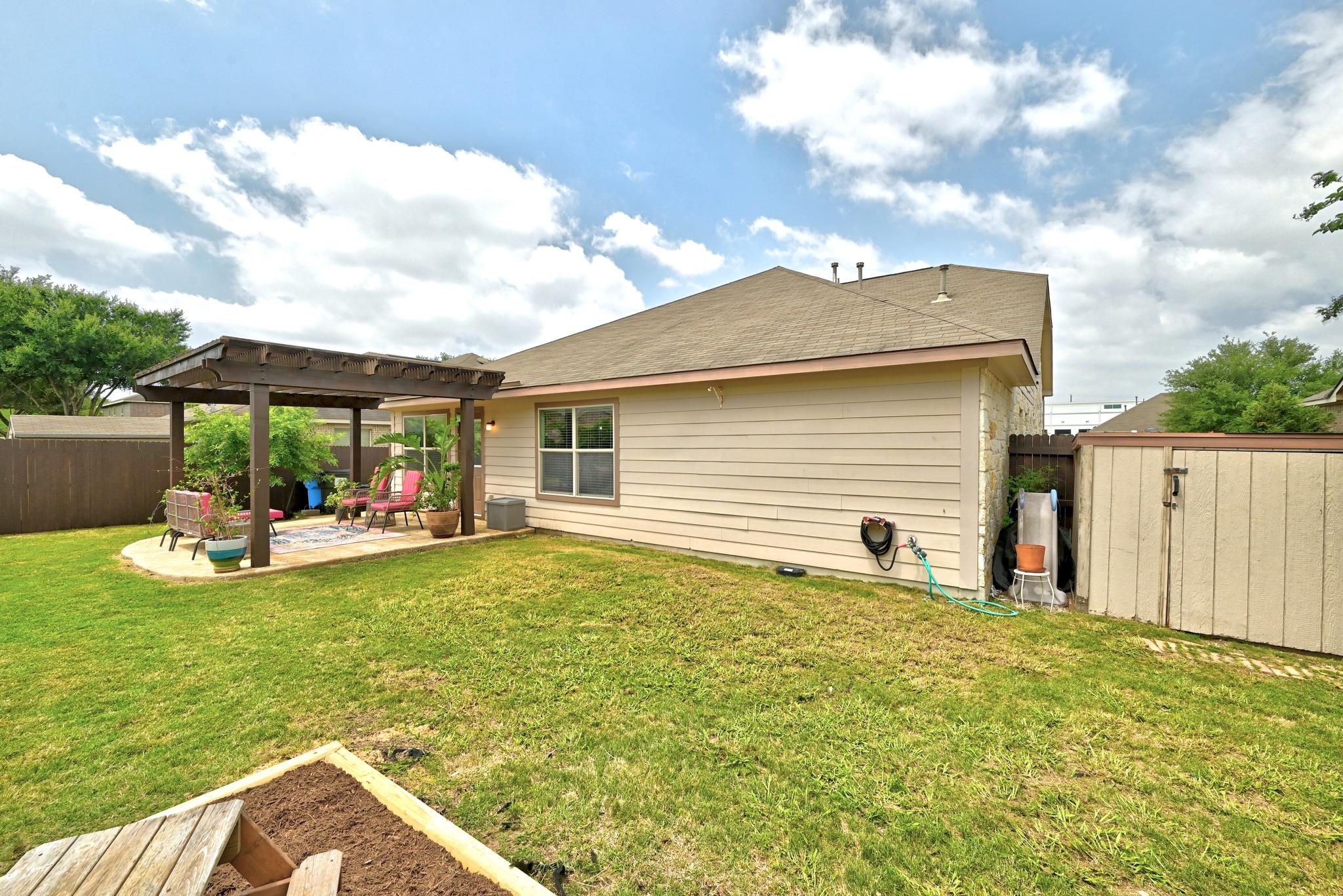 184 Coral Stone Trl, Buda, TX 78610