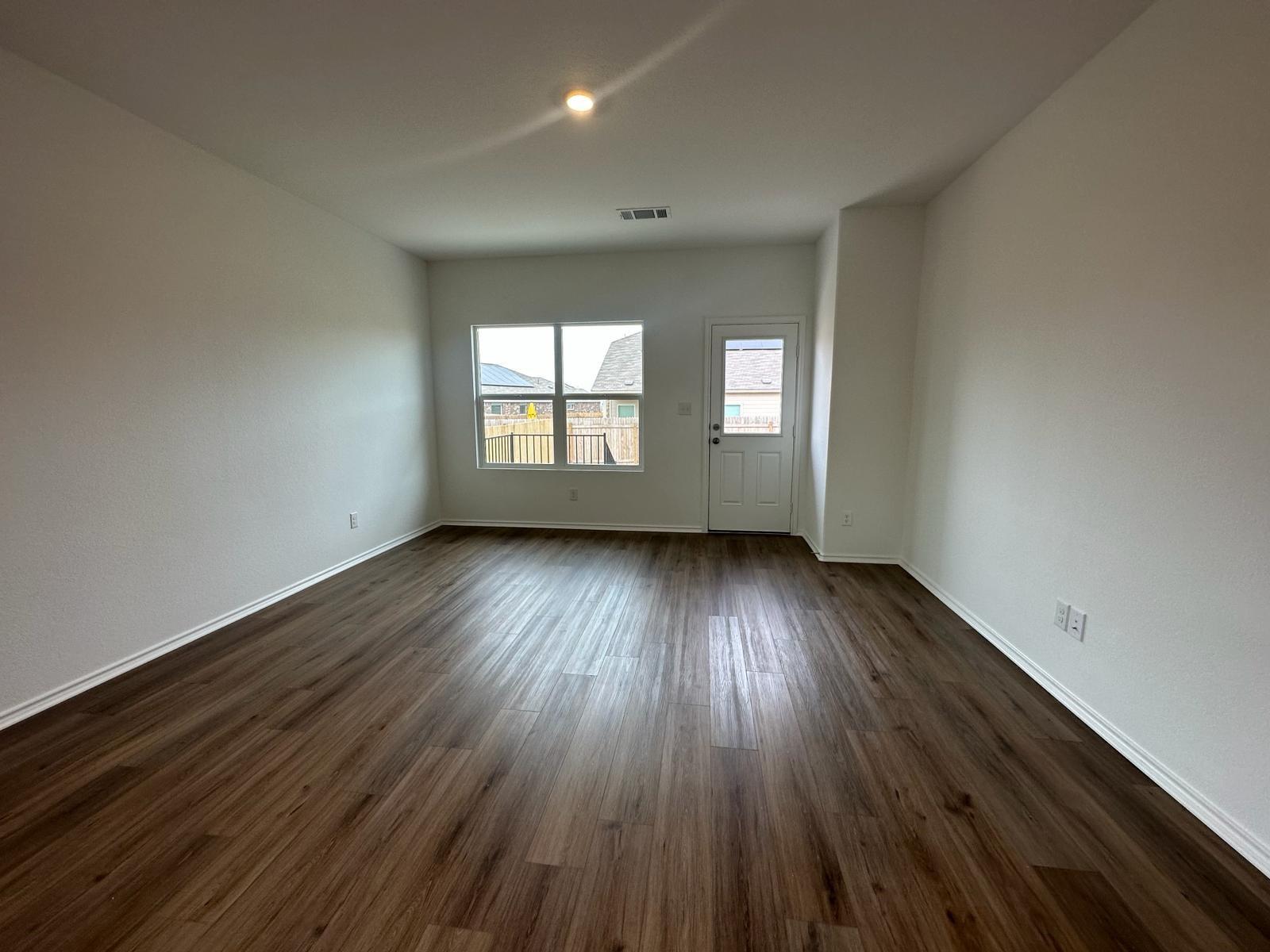 229 Sonterra Dr, San Marcos, TX 78666