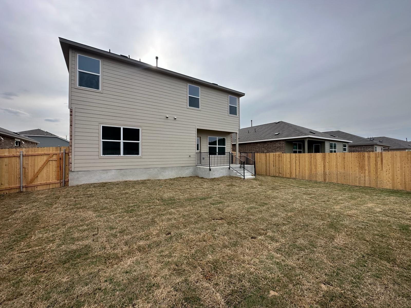 229 Sonterra Dr, San Marcos, TX 78666